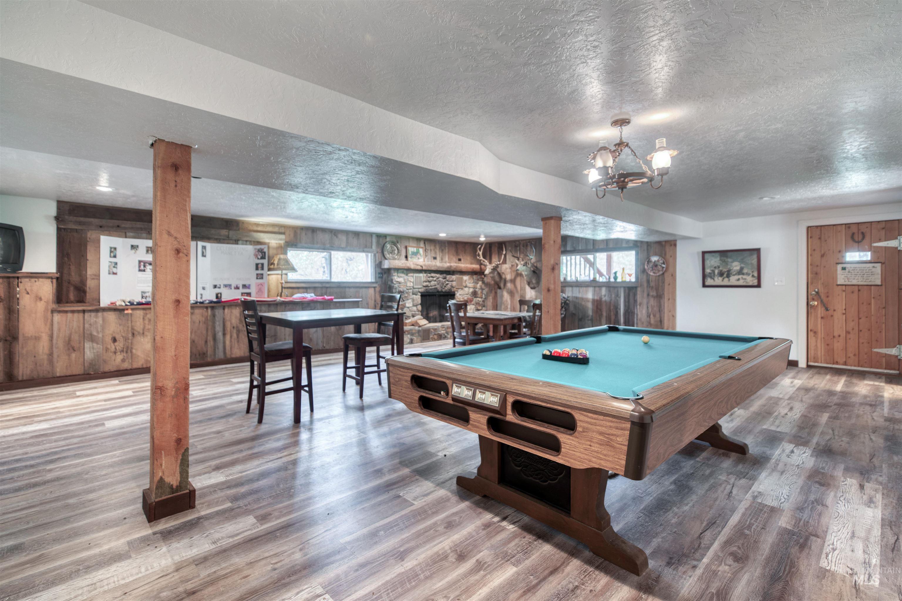 3079 HWY 21, Idaho City, Idaho 83716, 3 Bedrooms, 2 Bathrooms, Residential For Sale, Price $1,189,000,MLS 98996837