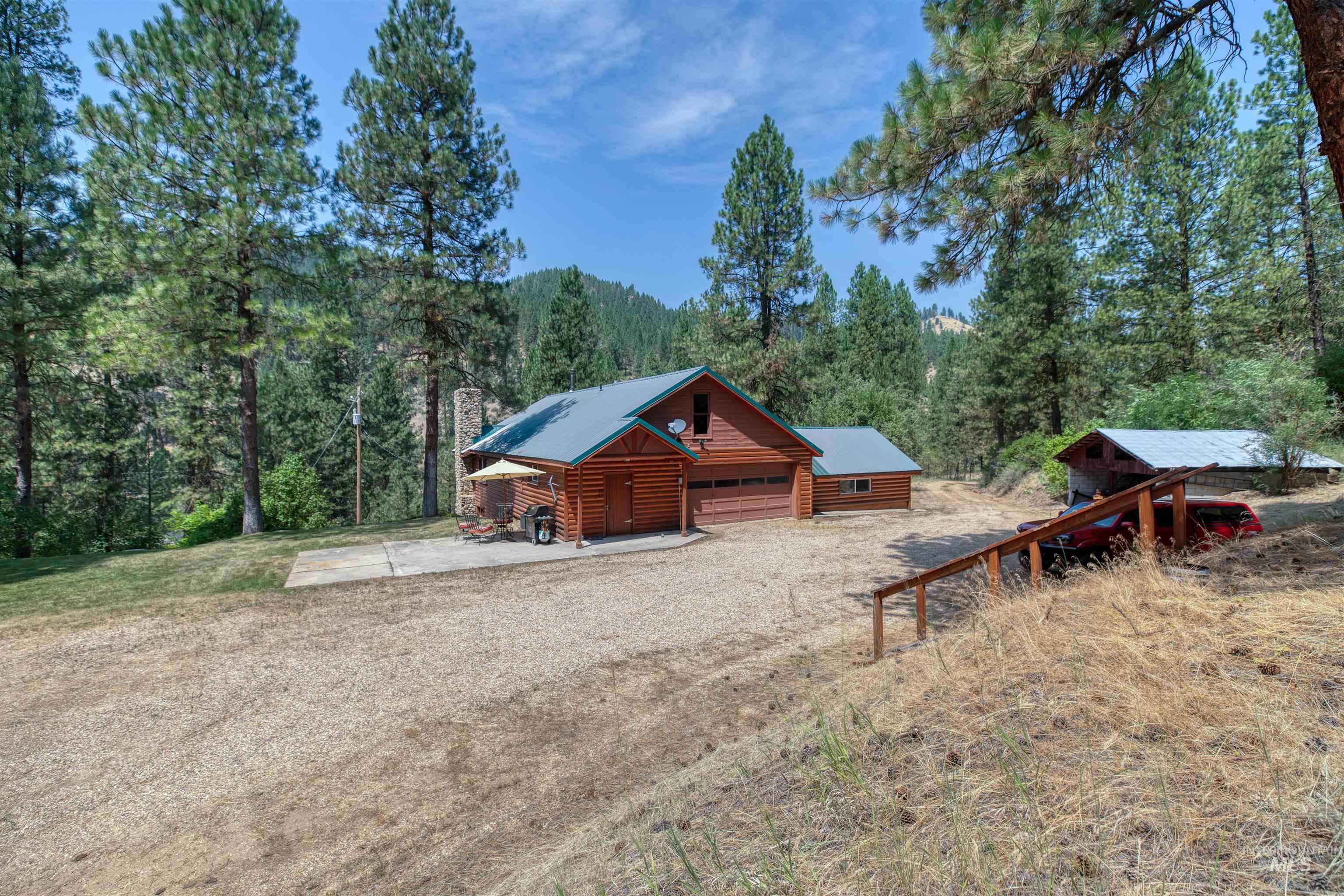 3079 HWY 21, Idaho City, Idaho 83716, 3 Bedrooms, 2 Bathrooms, Residential For Sale, Price $1,189,000,MLS 98996837
