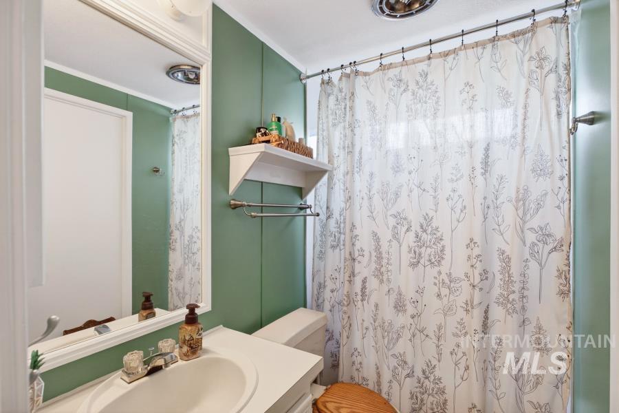 609 N Almon #3024, Moscow, Idaho 83843, 2 Bedrooms, 2 Bathrooms, Residential For Sale, Price $55,000, 98996838