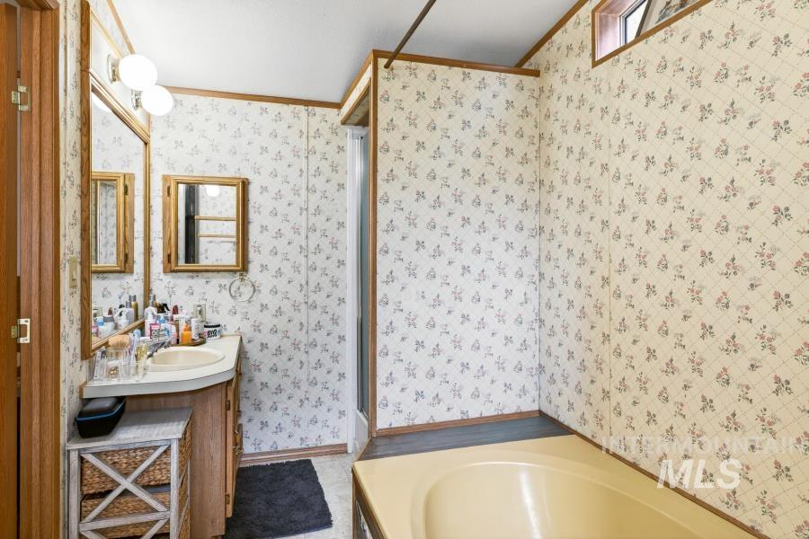 609 N Almon #3024, Moscow, Idaho 83843, 2 Bedrooms, 2 Bathrooms, Residential For Sale, Price $55,000, 98996838