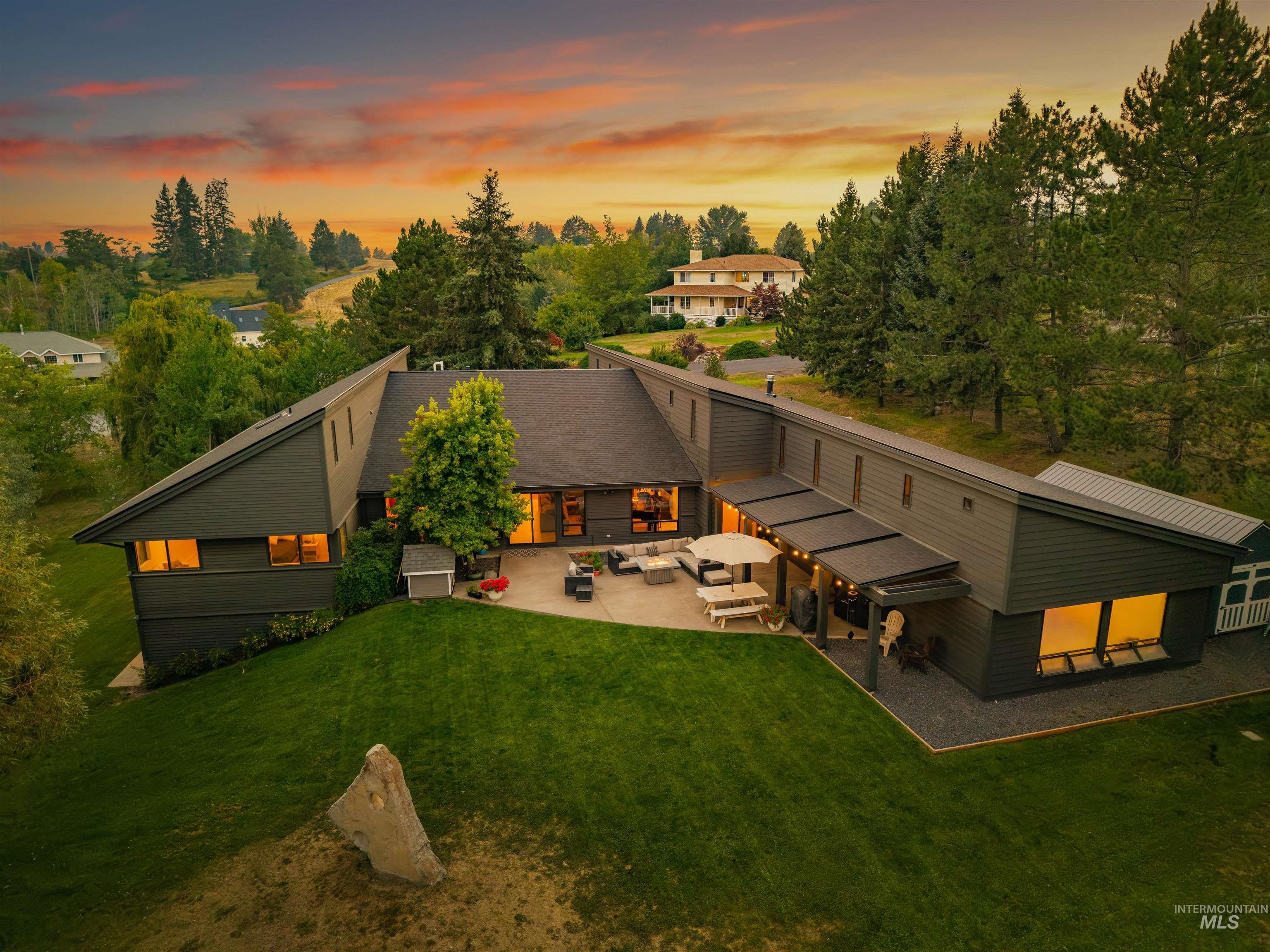 2048 Arborcrest Rd, Moscow, Idaho 83843, 6 Bedrooms, 3 Bathrooms, Residential For Sale, Price $1,200,000, 98996839