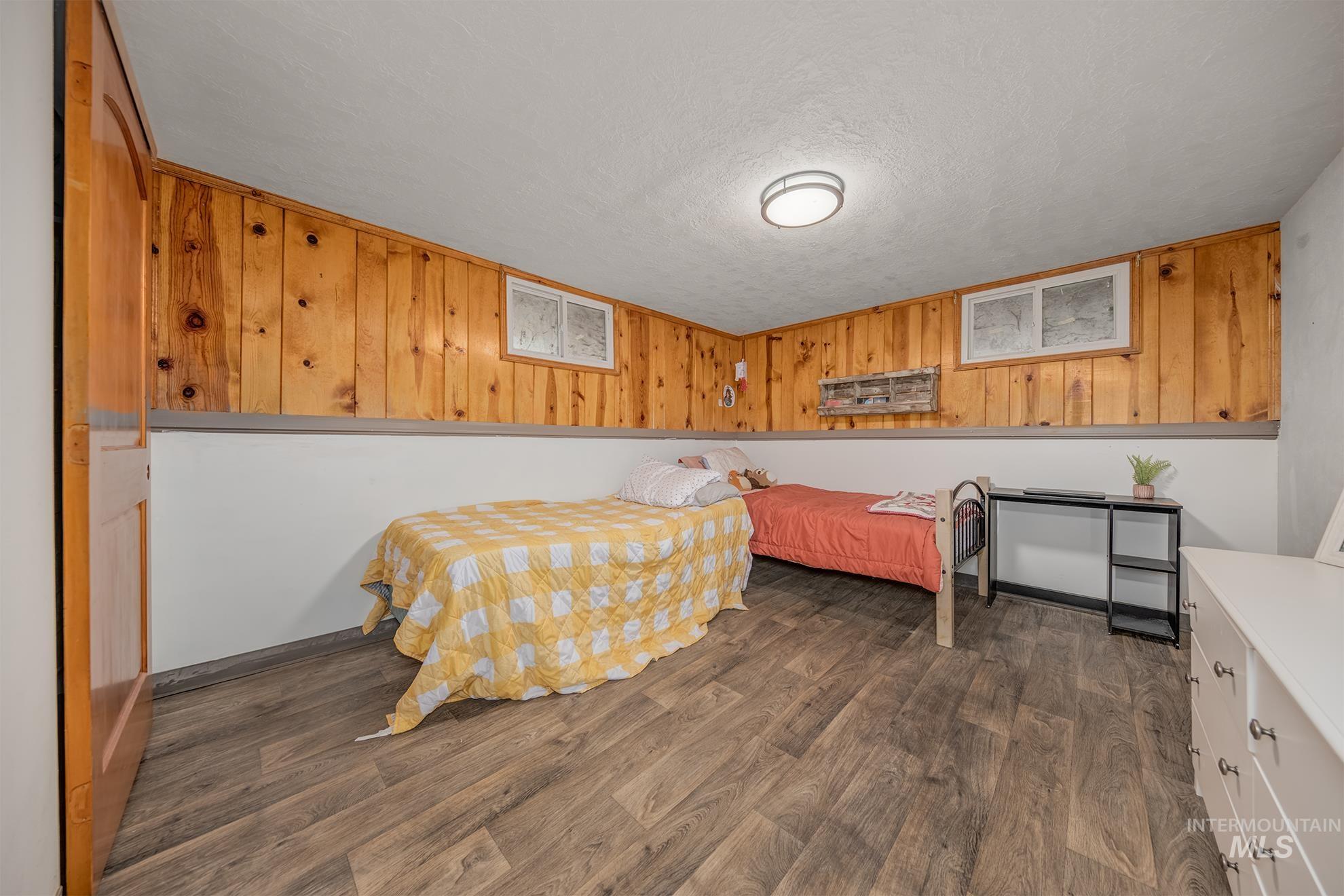 1951 6th Ave W., Vale, Oregon 97918, 5 Bedrooms, 3 Bathrooms, Residential For Sale, Price $670,000,MLS 98996841