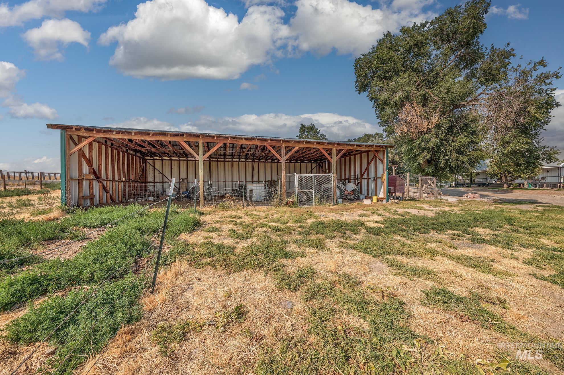 1951 6th Ave W., Vale, Oregon 97918, 5 Bedrooms, 3 Bathrooms, Residential For Sale, Price $670,000,MLS 98996841