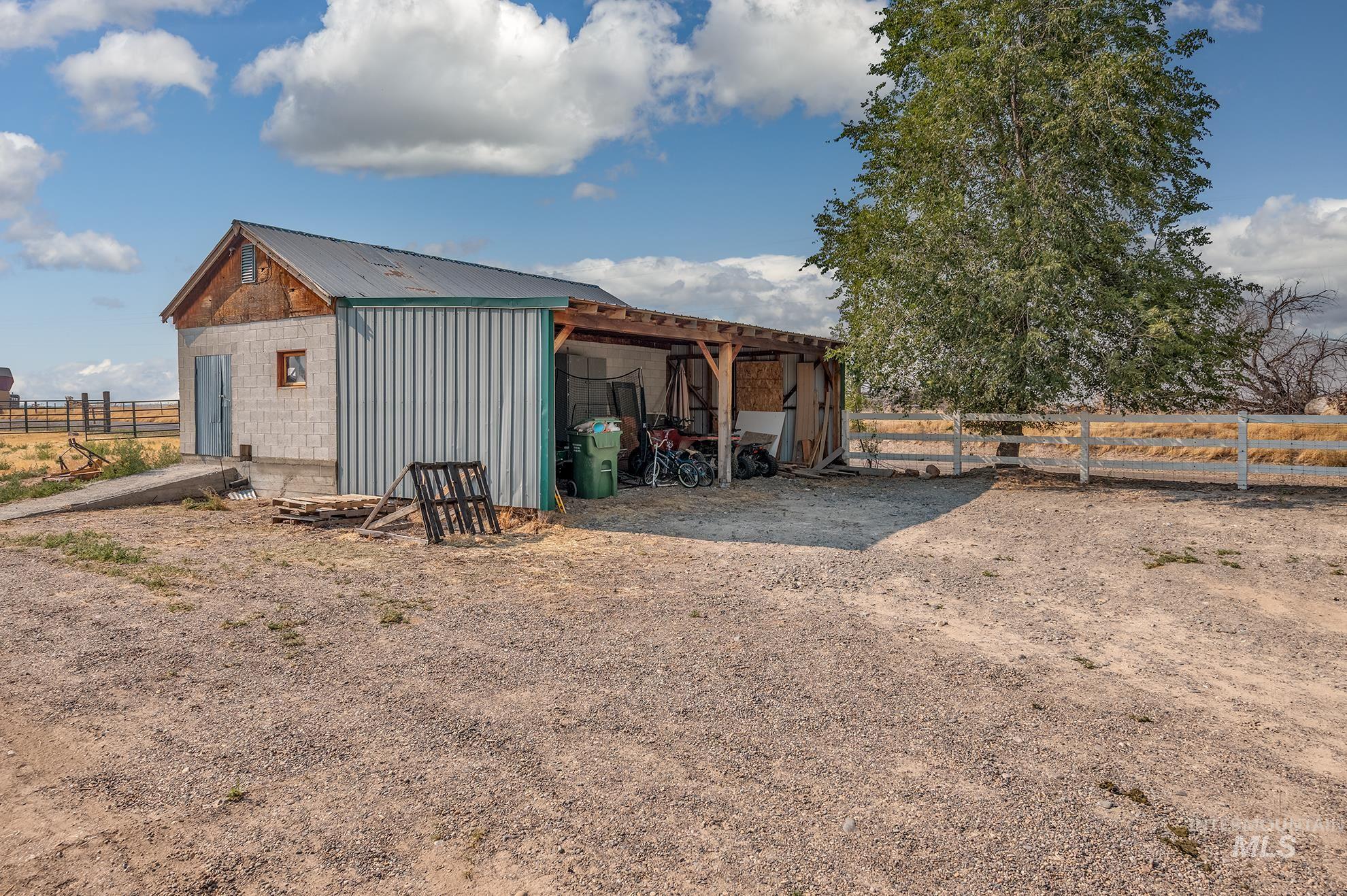 1951 6th Ave W., Vale, Oregon 97918, 5 Bedrooms, 3 Bathrooms, Residential For Sale, Price $670,000,MLS 98996841