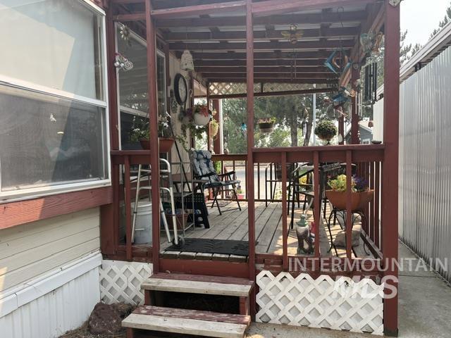 2701 N Alder, Fruitland, Idaho 83619, 2 Bedrooms, 2 Bathrooms, Residential For Sale, Price $104,500,MLS 98996843