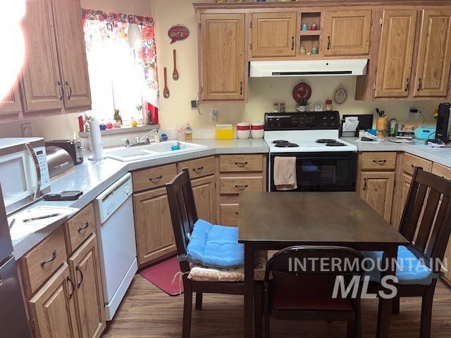 2701 N Alder, Fruitland, Idaho 83619, 2 Bedrooms, 2 Bathrooms, Residential For Sale, Price $104,500,MLS 98996843