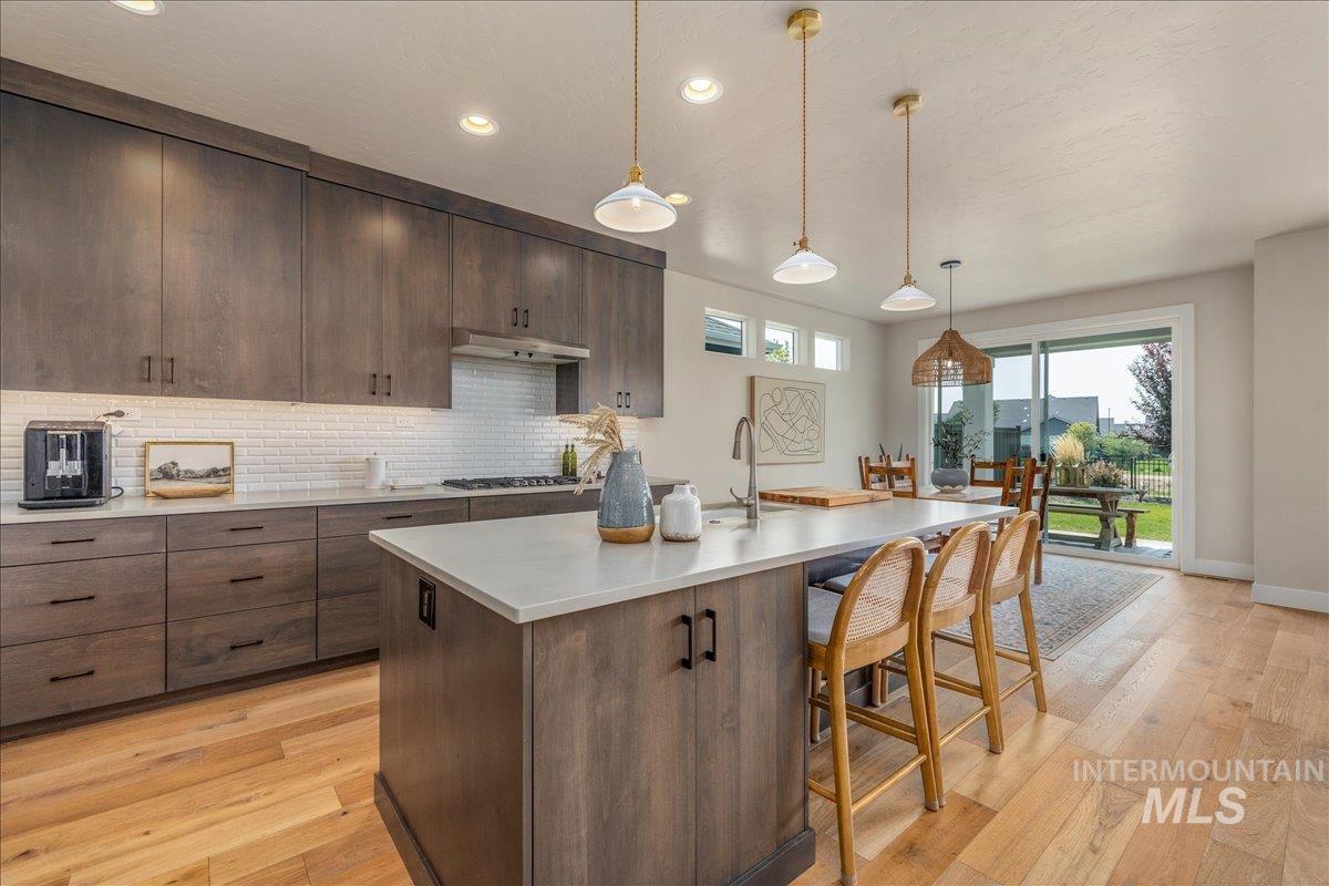 4655 W Fern Vista Court, Meridian, Idaho 83646, 4 Bedrooms, 3.5 Bathrooms, Residential For Sale, Price $810,000,MLS 98996846