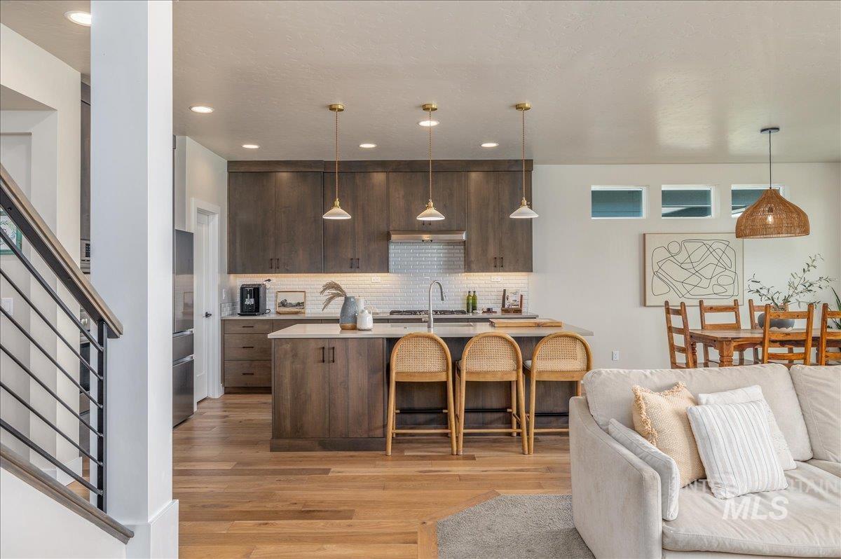 4655 W Fern Vista Court, Meridian, Idaho 83646, 4 Bedrooms, 3.5 Bathrooms, Residential For Sale, Price $810,000,MLS 98996846