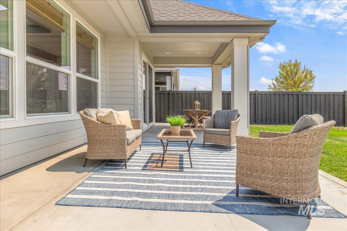 4655 W Fern Vista Court, Meridian, Idaho 83646, 4 Bedrooms, 3.5 Bathrooms, Residential For Sale, Price $810,000,MLS 98996846