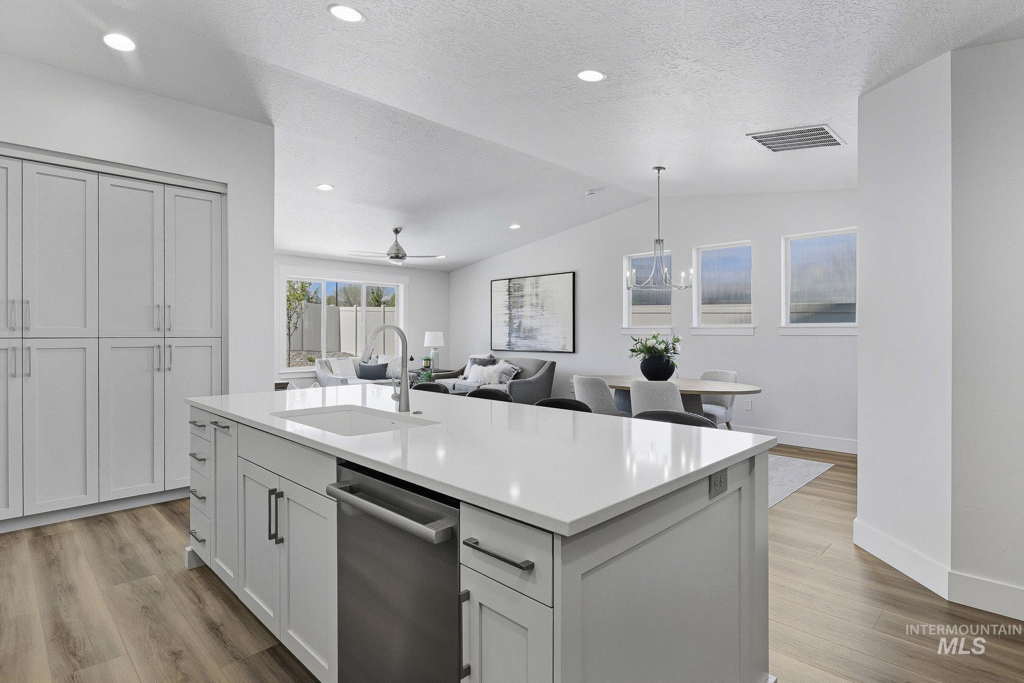 1307 W Jasper St, Meridian, Idaho 83642, 3 Bedrooms, 2 Bathrooms, Residential For Sale, Price $464,900,MLS 98996848