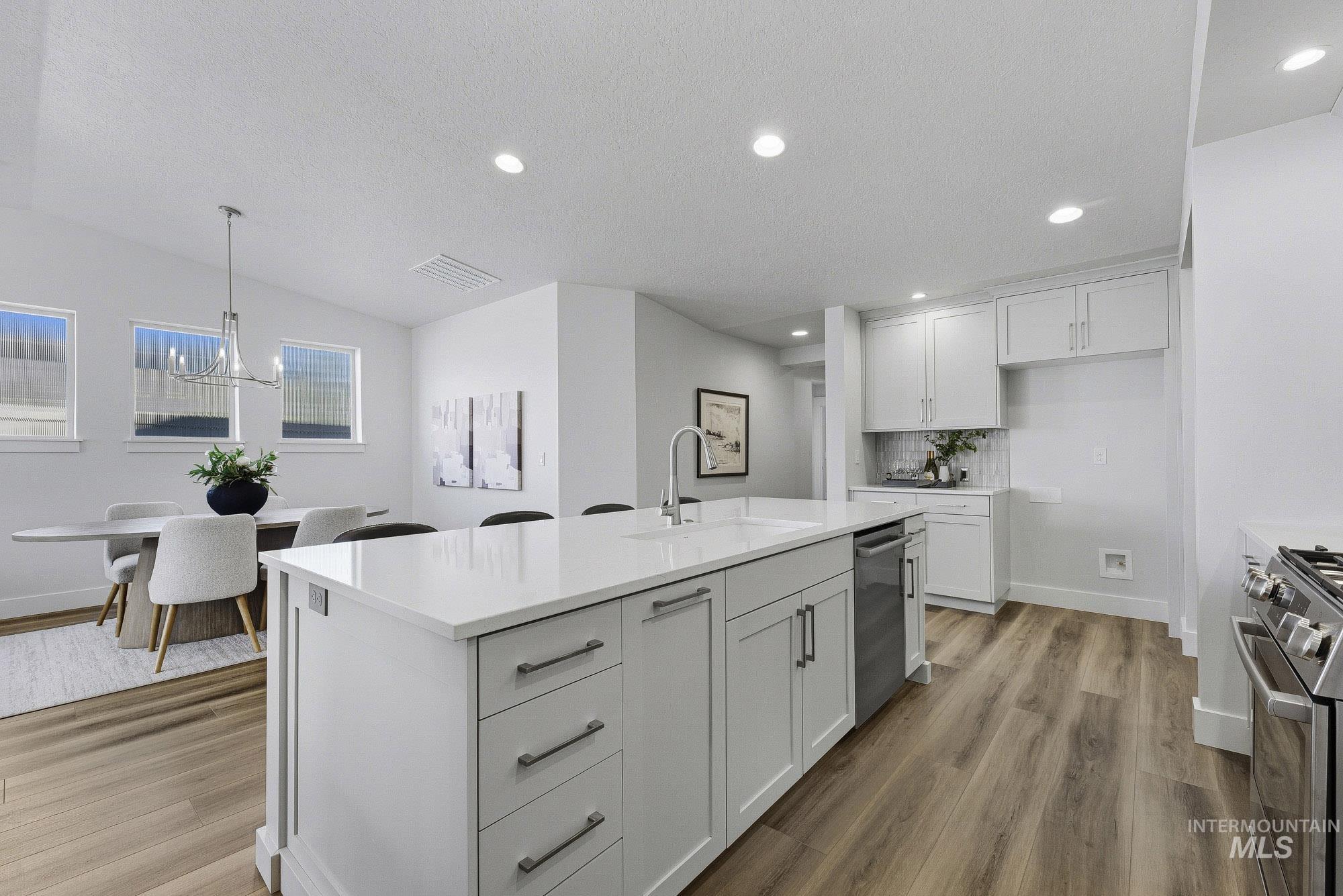 1307 W Jasper St, Meridian, Idaho 83642, 3 Bedrooms, 2 Bathrooms, Residential For Sale, Price $464,900,MLS 98996848