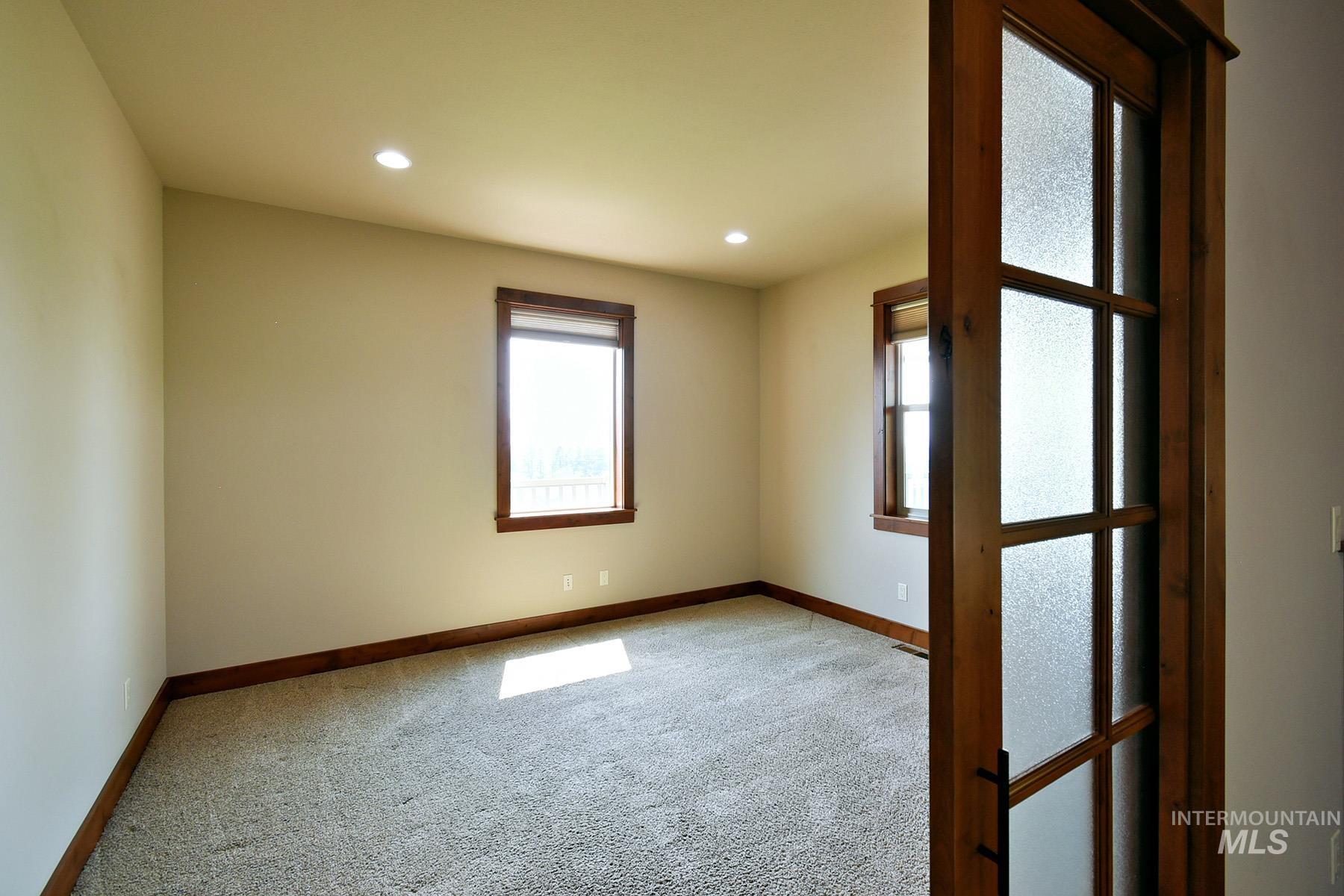 1946 Anderson Pl., Moscow, Idaho 83843, 5 Bedrooms, 3.5 Bathrooms, Residential For Sale, Price $925,000,MLS 98996849