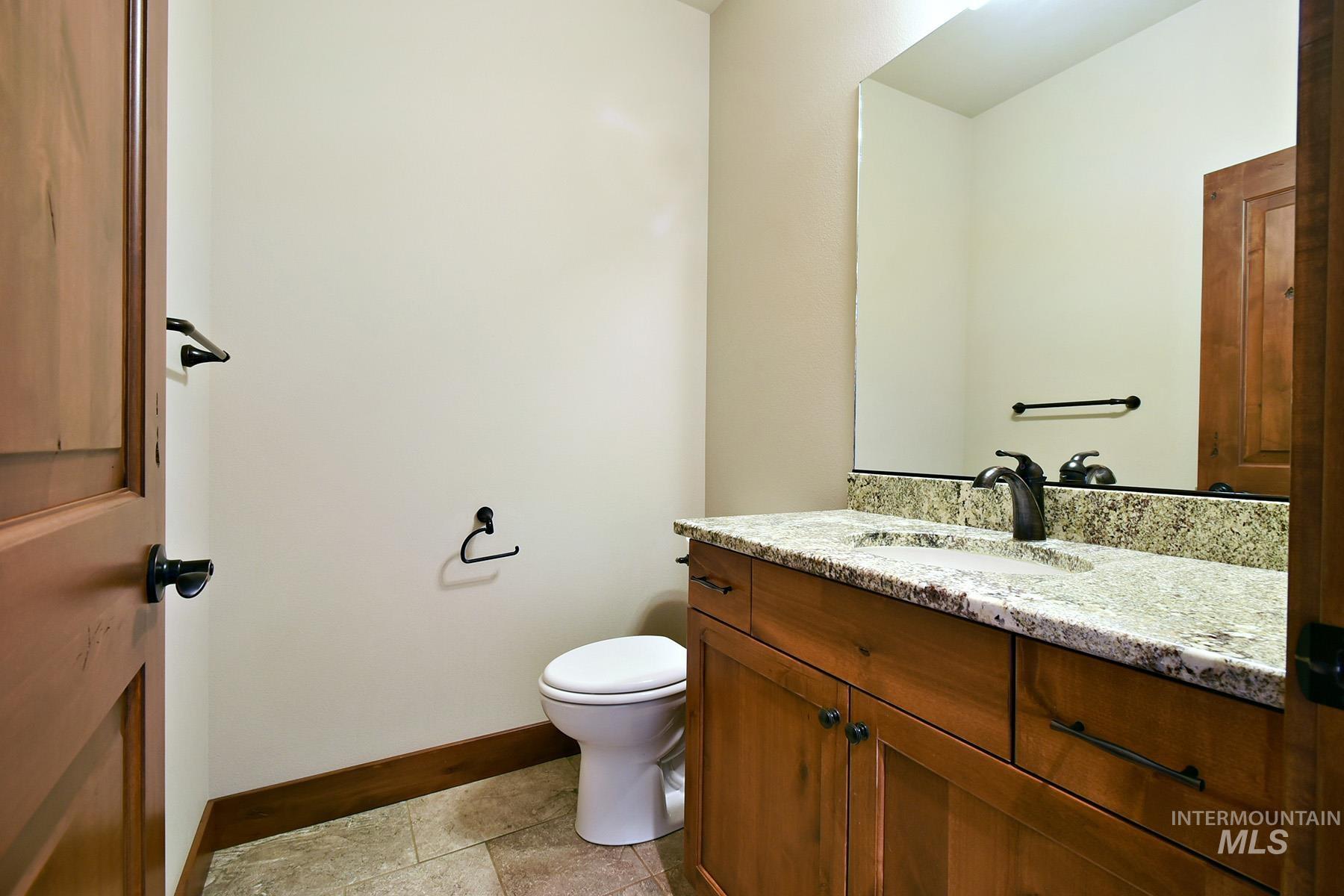 1946 Anderson Pl., Moscow, Idaho 83843, 5 Bedrooms, 3.5 Bathrooms, Residential For Sale, Price $925,000,MLS 98996849