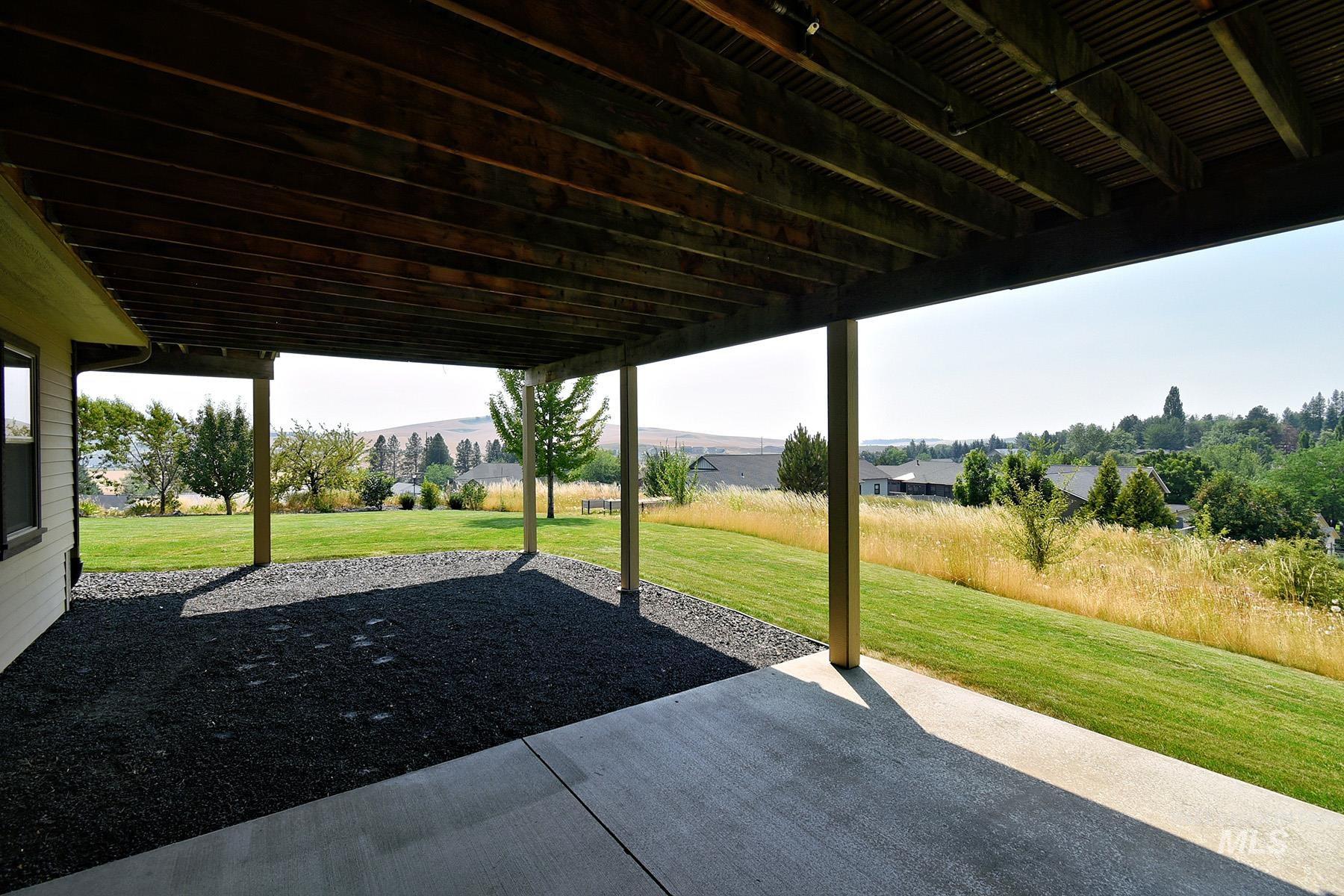 1946 Anderson Pl., Moscow, Idaho 83843, 5 Bedrooms, 3.5 Bathrooms, Residential For Sale, Price $925,000,MLS 98996849