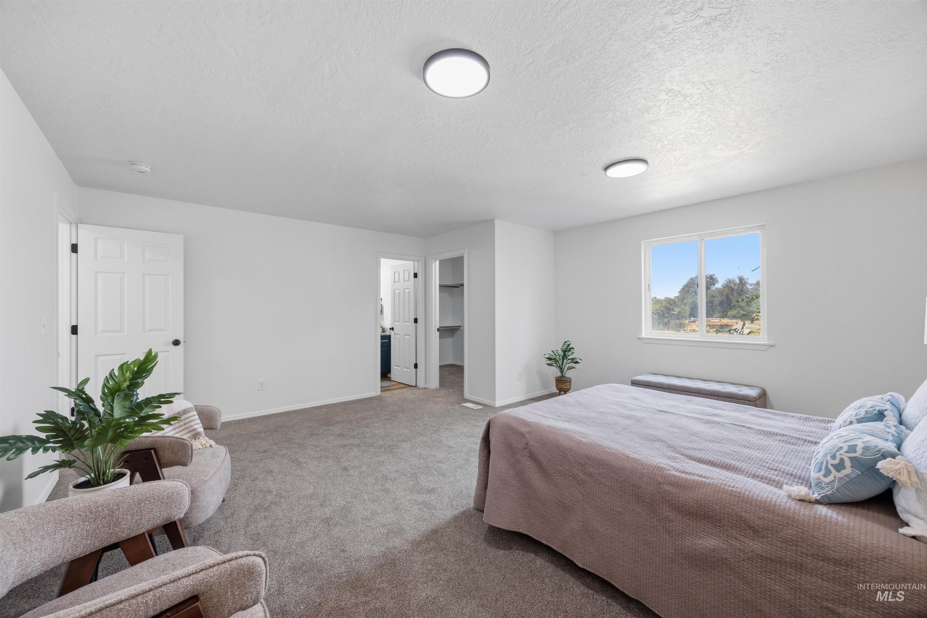 5 S Sugar Loop Ln, Nampa, Idaho 83687, 3 Bedrooms, 2.5 Bathrooms, Residential For Sale, Price $350,000,MLS 98996851