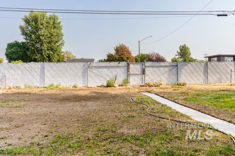 714 Myrtle St, Pocatello, Idaho 83201, 2 Bedrooms, 1 Bathroom, Residential For Sale, Price $209,900, 98996852