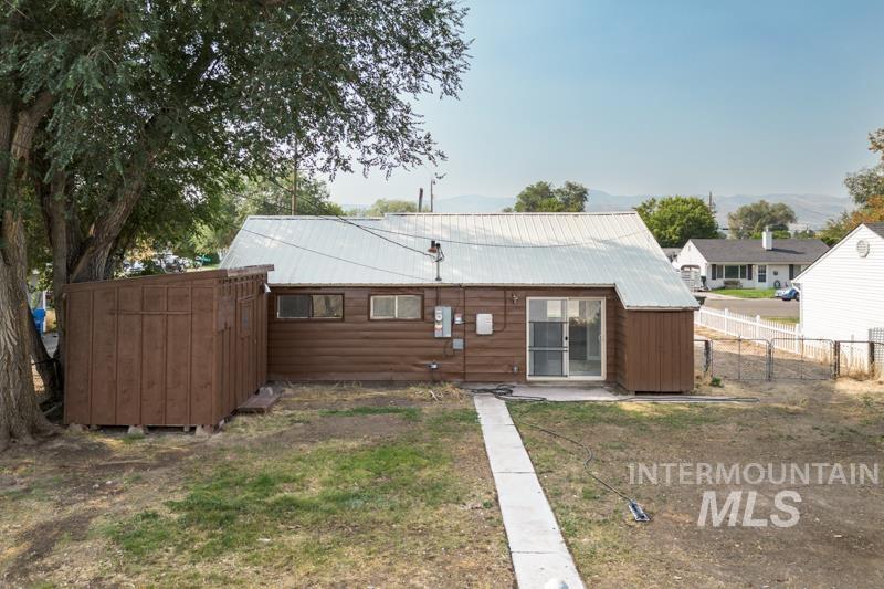 714 Myrtle St, Pocatello, Idaho 83201, 2 Bedrooms, 1 Bathroom, Residential For Sale, Price $209,900, 98996852