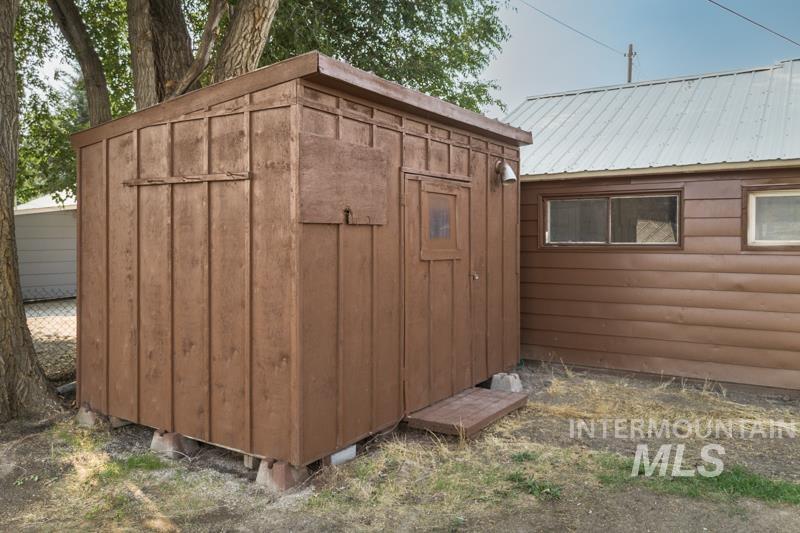 714 Myrtle St, Pocatello, Idaho 83201, 2 Bedrooms, 1 Bathroom, Residential For Sale, Price $209,900, 98996852