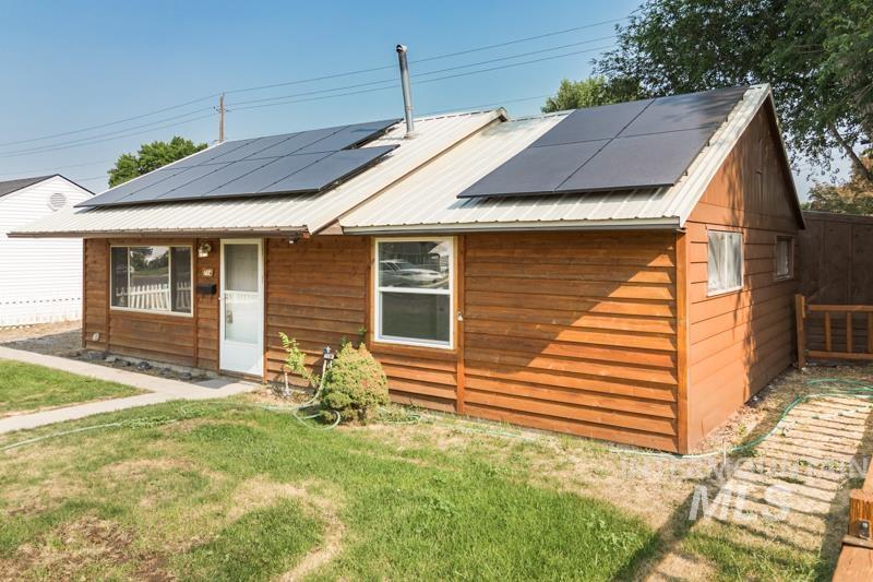 714 Myrtle St, Pocatello, Idaho 83201, 2 Bedrooms, 1 Bathroom, Residential For Sale, Price $209,900, 98996852