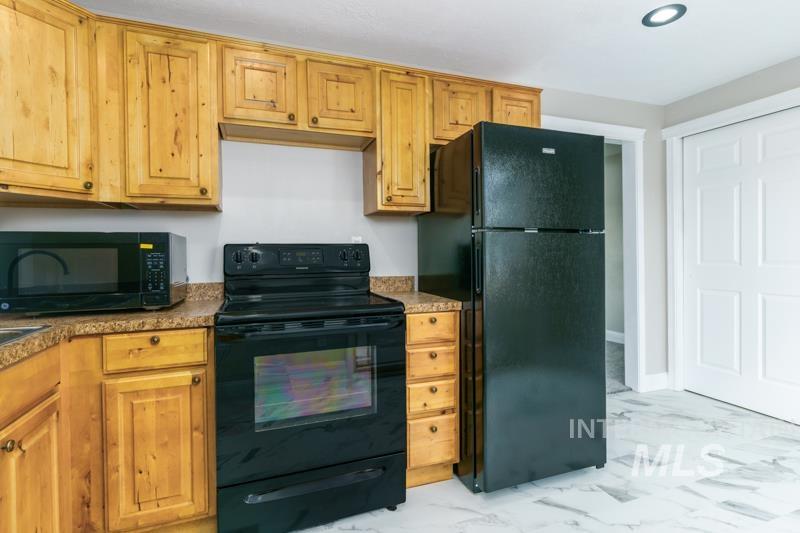 714 Myrtle St, Pocatello, Idaho 83201, 2 Bedrooms, 1 Bathroom, Residential For Sale, Price $209,900, 98996852