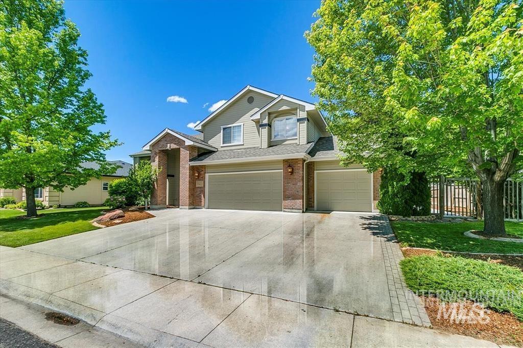 1823 N Radcliffe Way, Eagle, Idaho 83616, 4 Bedrooms, 2.5 Bathrooms, Residential For Sale, Price $774,900,MLS 98996853