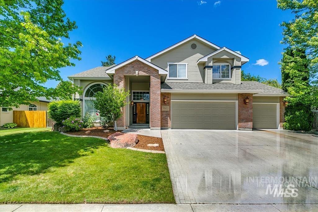 1823 N Radcliffe Way, Eagle, Idaho 83616, 4 Bedrooms, 2.5 Bathrooms, Residential For Sale, Price $774,900,MLS 98996853