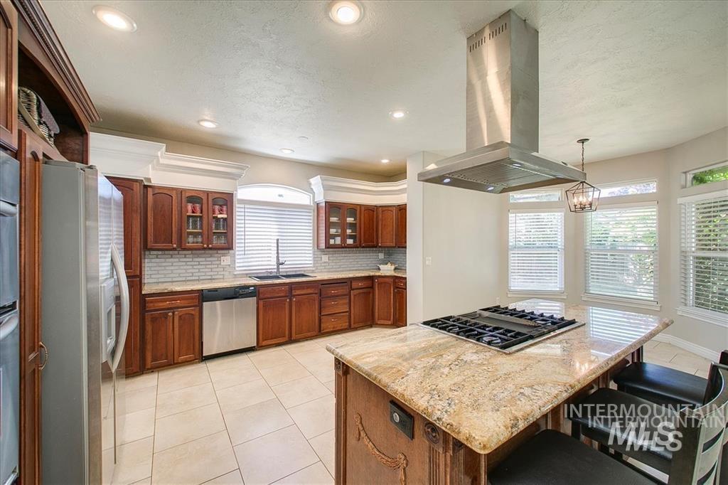1823 N Radcliffe Way, Eagle, Idaho 83616, 4 Bedrooms, 2.5 Bathrooms, Residential For Sale, Price $774,900,MLS 98996853