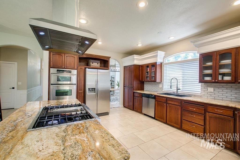 1823 N Radcliffe Way, Eagle, Idaho 83616, 4 Bedrooms, 2.5 Bathrooms, Residential For Sale, Price $774,900,MLS 98996853