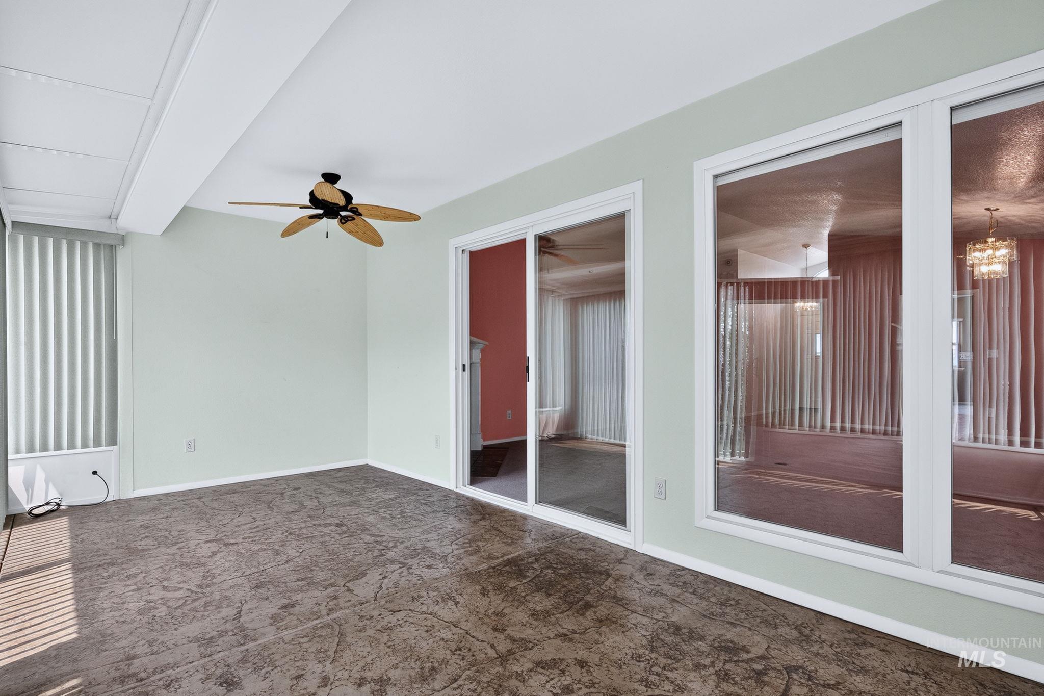 8261 W Echo Falls Ln, Garden City, Idaho 83714, 3 Bedrooms, 2 Bathrooms, Residential For Sale, Price $534,000,MLS 98996855