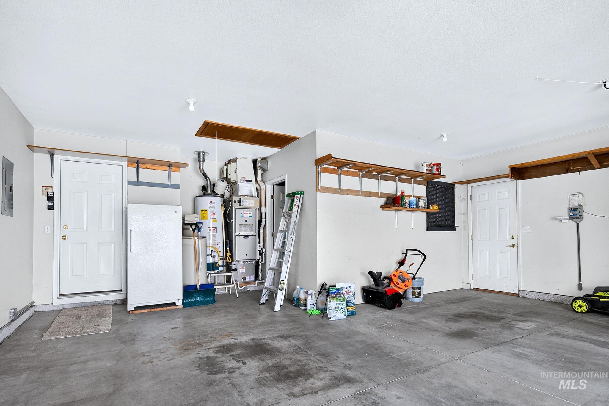 8261 W Echo Falls Ln, Garden City, Idaho 83714, 3 Bedrooms, 2 Bathrooms, Residential For Sale, Price $534,000,MLS 98996855