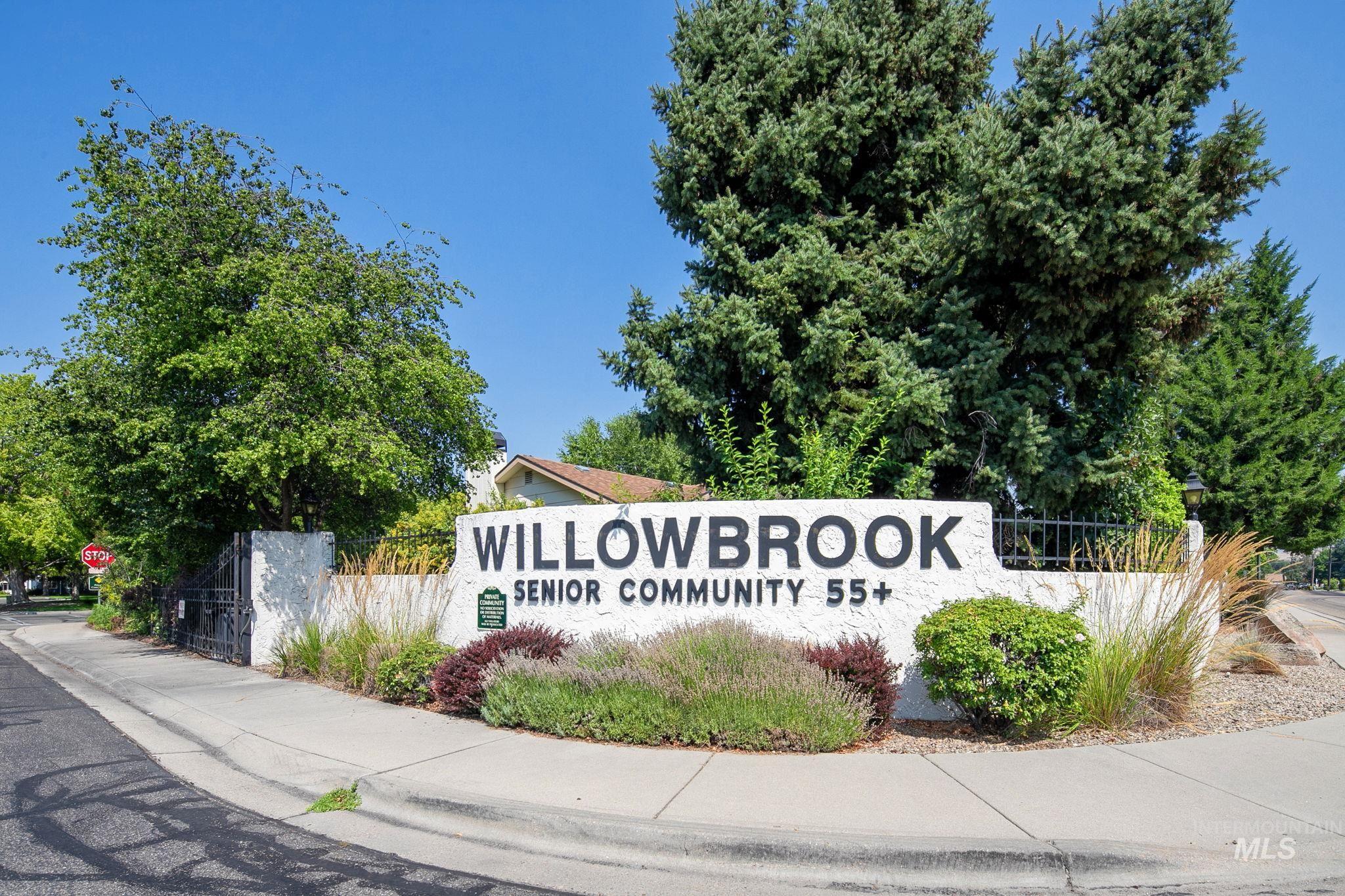 8261 W Echo Falls Ln, Garden City, Idaho 83714, 3 Bedrooms, 2 Bathrooms, Residential For Sale, Price $534,000,MLS 98996855