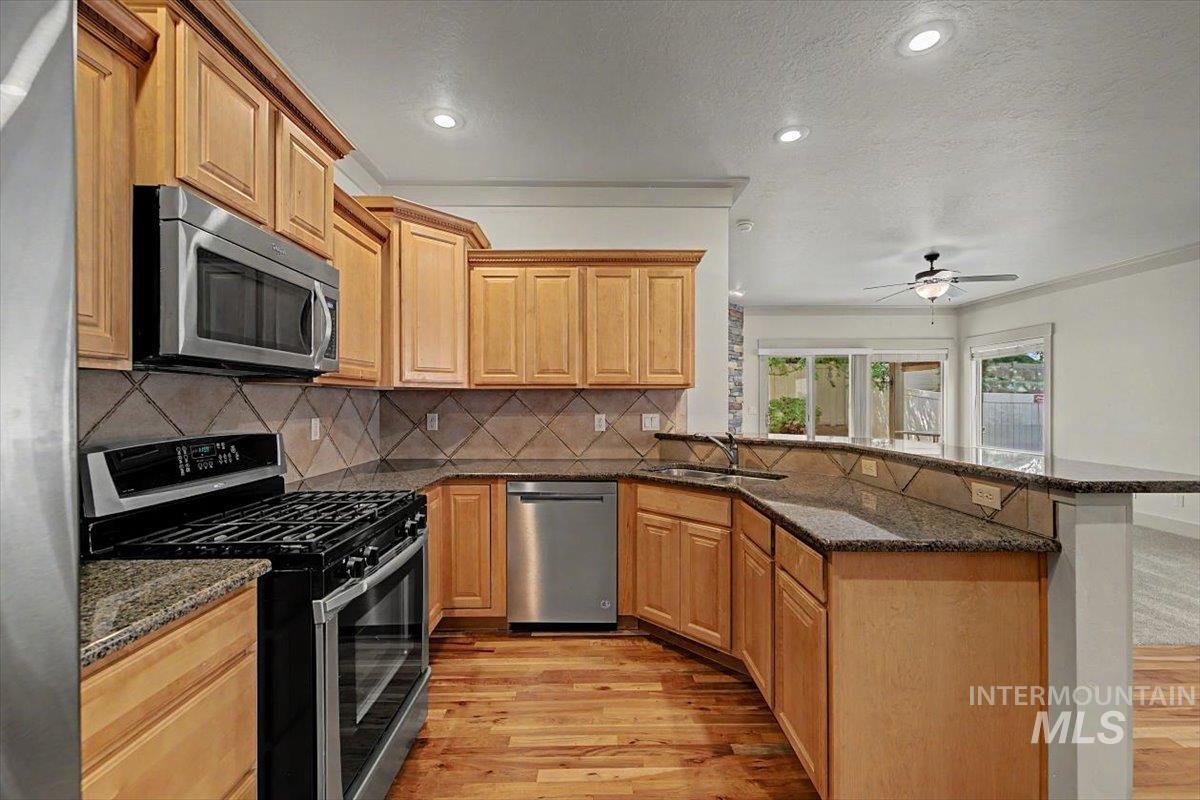 2561 E Satterfield Street, Meridian, Idaho 83646, 3 Bedrooms, 2 Bathrooms, Residential For Sale, Price $430,000,MLS 98996856