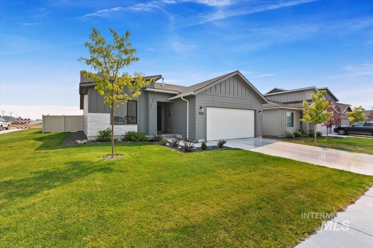 1532 N Coltsfoot Ave, Kuna, Idaho 83634, 3 Bedrooms, 2 Bathrooms, Residential For Sale, Price $420,000,MLS 98996857
