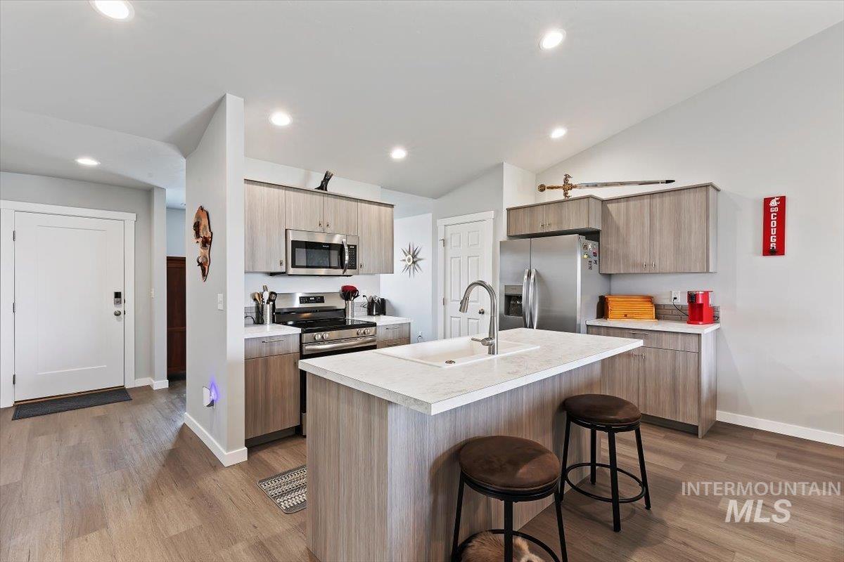 1532 N Coltsfoot Ave, Kuna, Idaho 83634, 3 Bedrooms, 2 Bathrooms, Residential For Sale, Price $420,000,MLS 98996857
