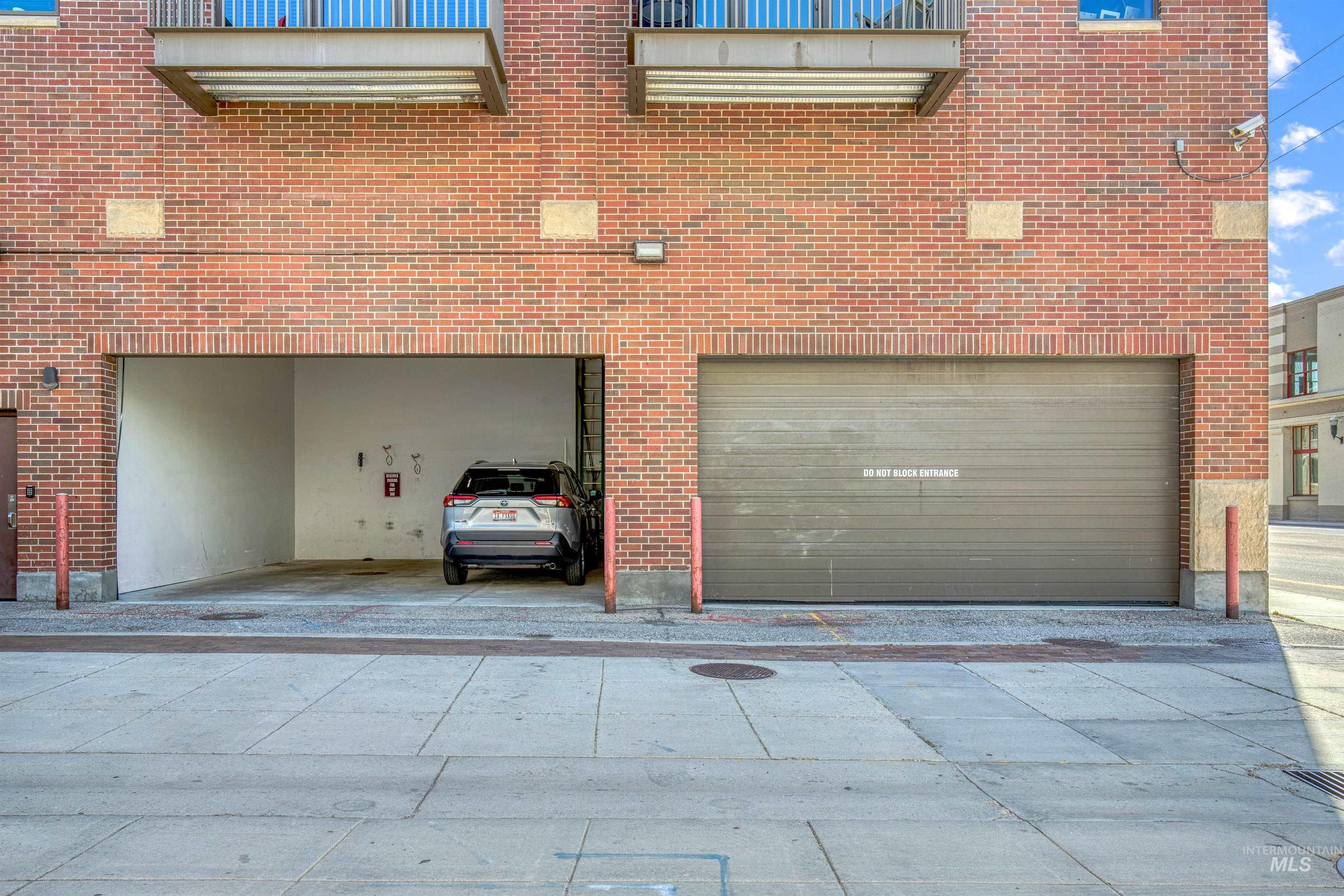 419 S 8th St., Boise, Idaho 83702, 2 Bedrooms, 1.5 Bathrooms, Residential For Sale, Price $700,000,MLS 98996858