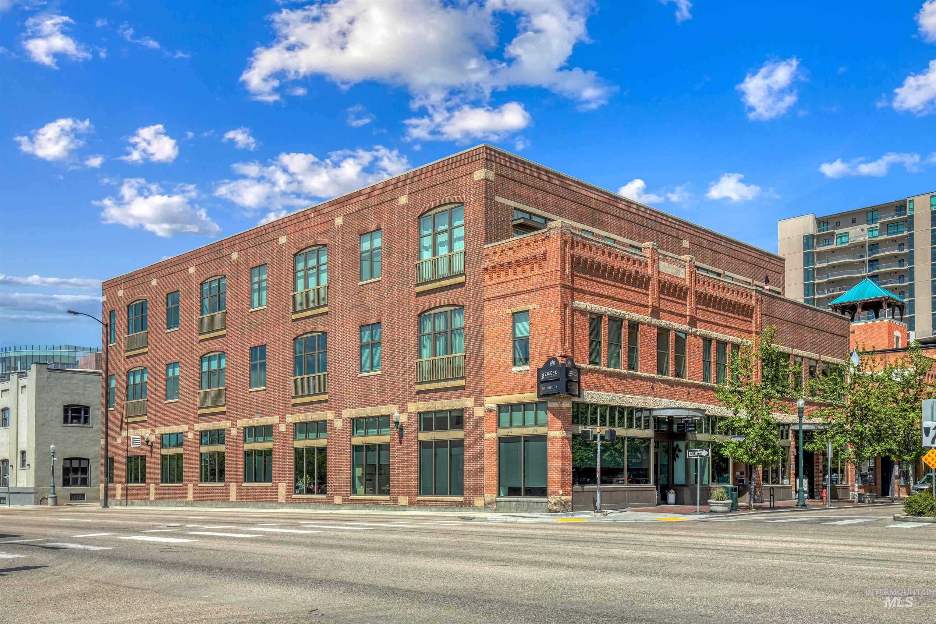 419 S 8th St., Boise, Idaho 83702, 2 Bedrooms, 1.5 Bathrooms, Residential For Sale, Price $700,000,MLS 98996858