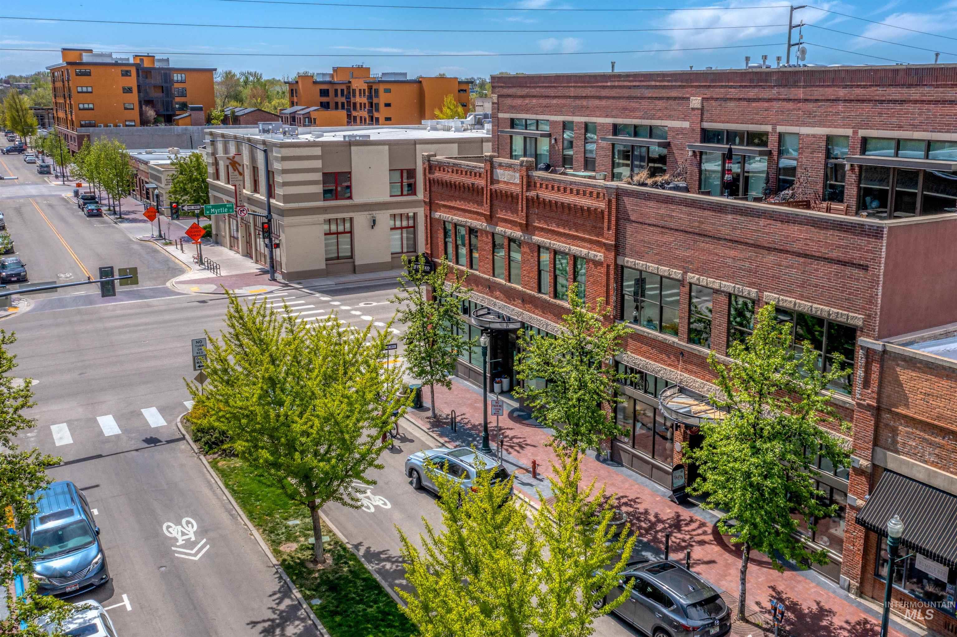 419 S 8th St., Boise, Idaho 83702, 2 Bedrooms, 1.5 Bathrooms, Residential For Sale, Price $700,000,MLS 98996858