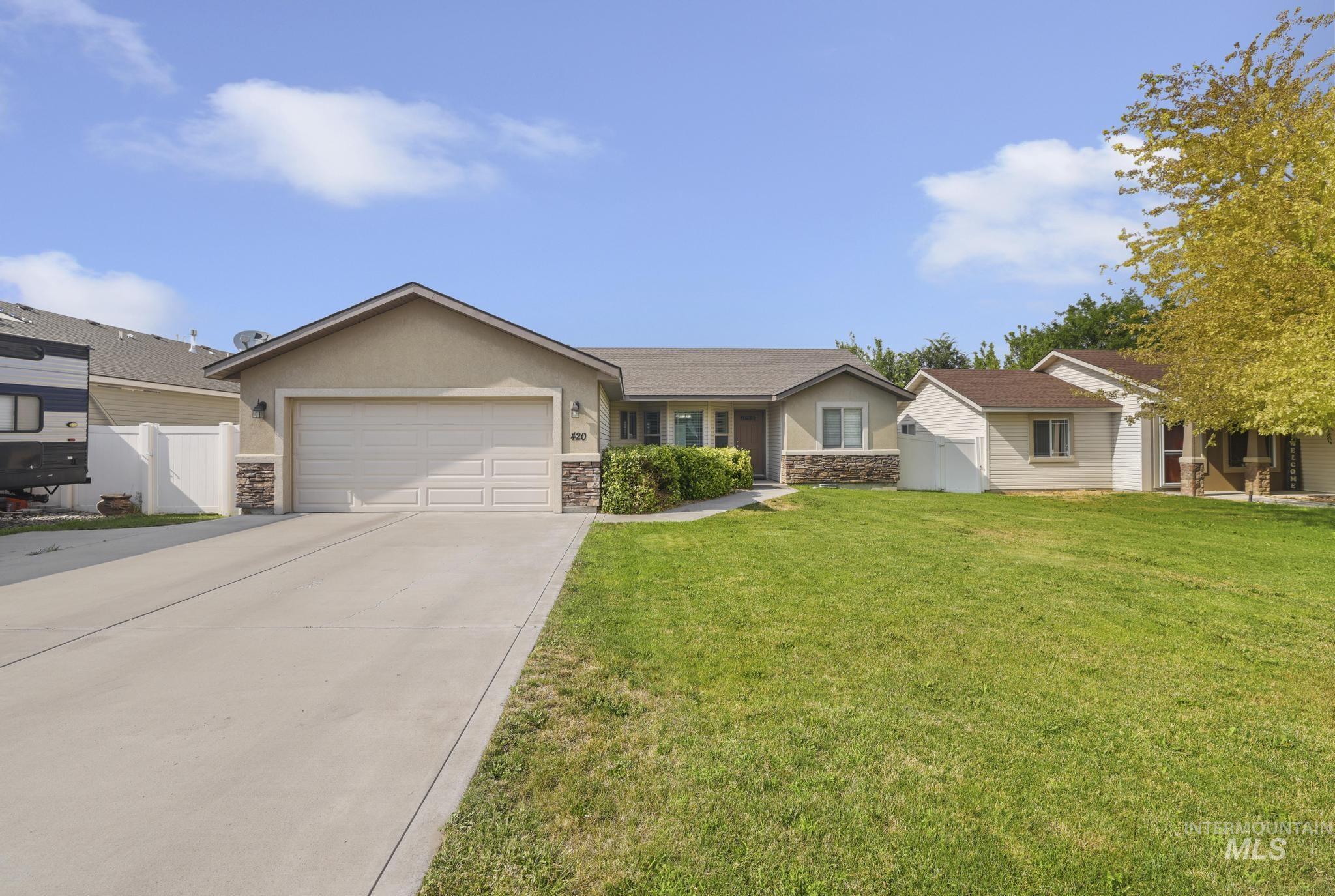 420 Pheasant Rd W, Twin Falls, Idaho 83301, 3 Bedrooms, 2 Bathrooms, Residential For Sale, Price $360,000,MLS 98996859