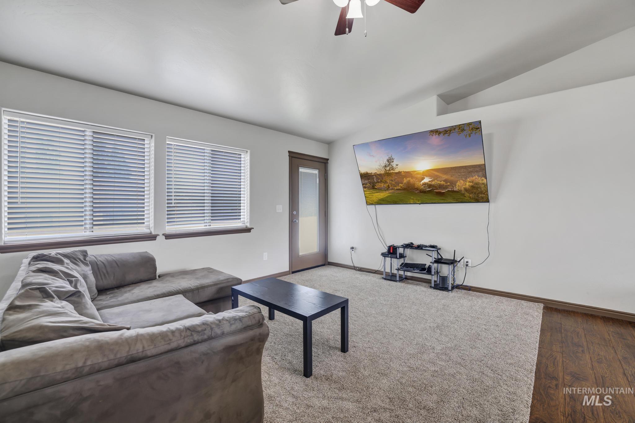 420 Pheasant Rd W, Twin Falls, Idaho 83301, 3 Bedrooms, 2 Bathrooms, Residential For Sale, Price $360,000,MLS 98996859