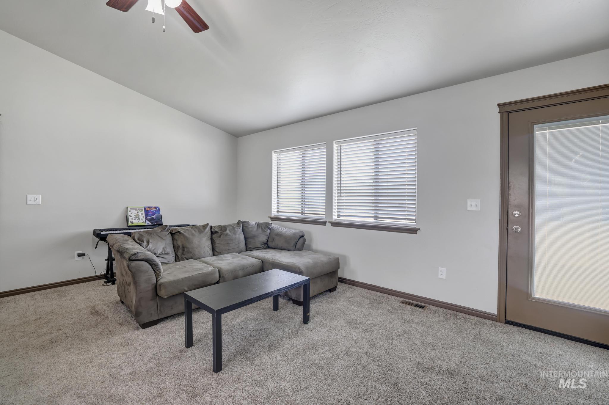 420 Pheasant Rd W, Twin Falls, Idaho 83301, 3 Bedrooms, 2 Bathrooms, Residential For Sale, Price $360,000,MLS 98996859