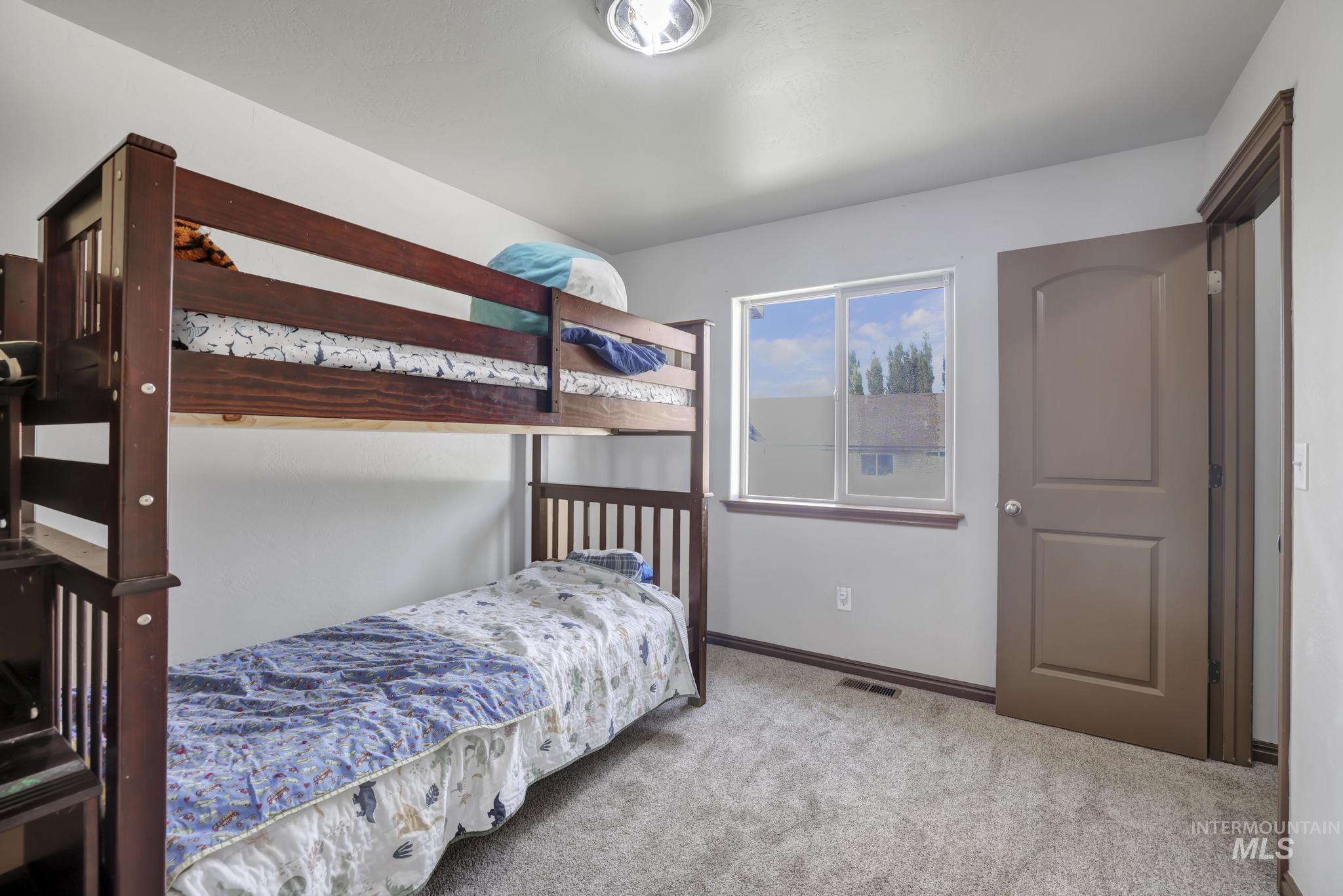 420 Pheasant Rd W, Twin Falls, Idaho 83301, 3 Bedrooms, 2 Bathrooms, Residential For Sale, Price $360,000,MLS 98996859