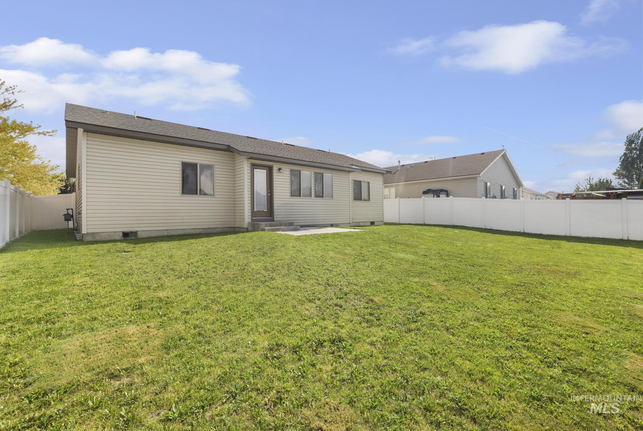 420 Pheasant Rd W, Twin Falls, Idaho 83301, 3 Bedrooms, 2 Bathrooms, Residential For Sale, Price $360,000,MLS 98996859