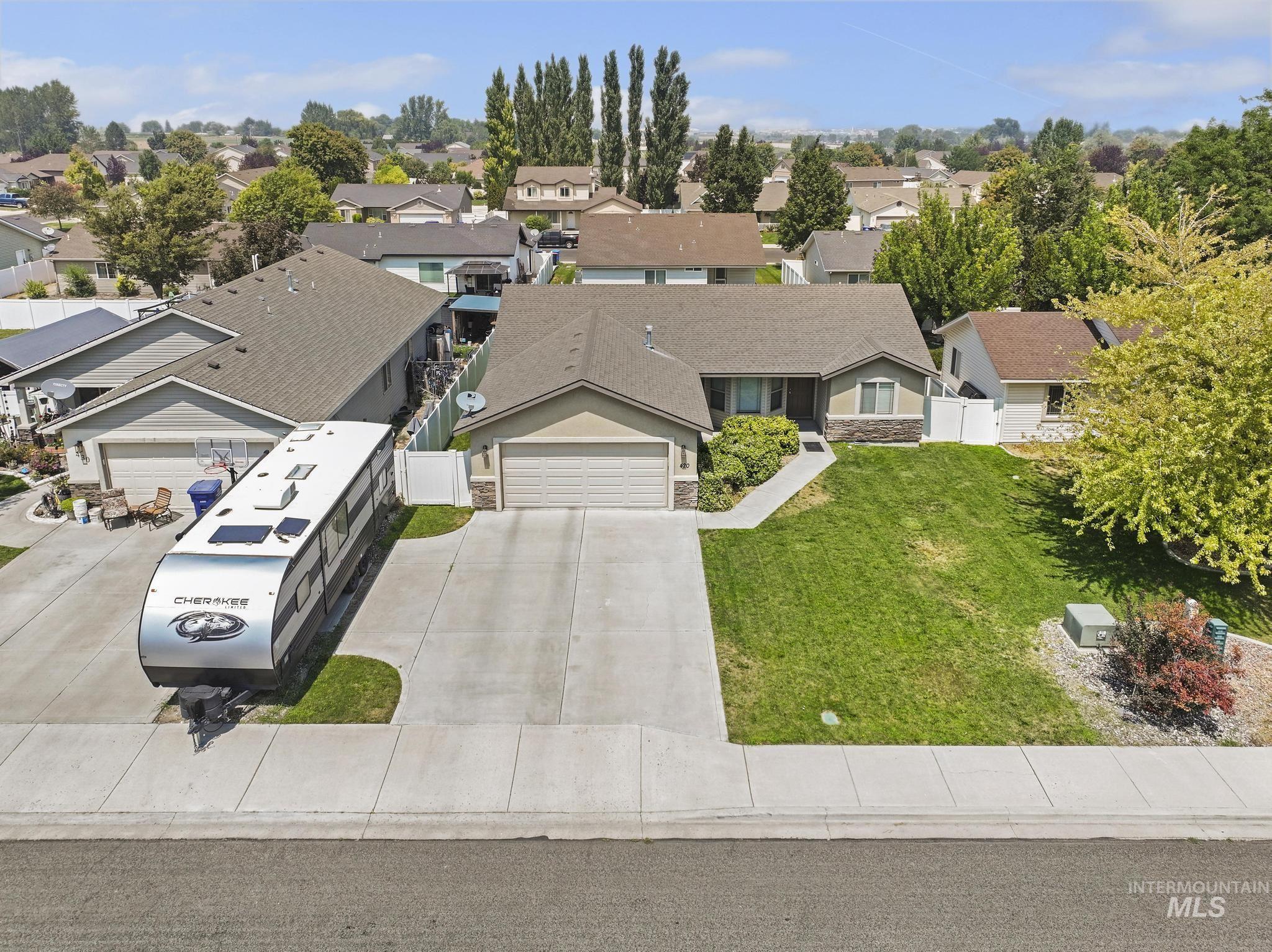 420 Pheasant Rd W, Twin Falls, Idaho 83301, 3 Bedrooms, 2 Bathrooms, Residential For Sale, Price $360,000,MLS 98996859