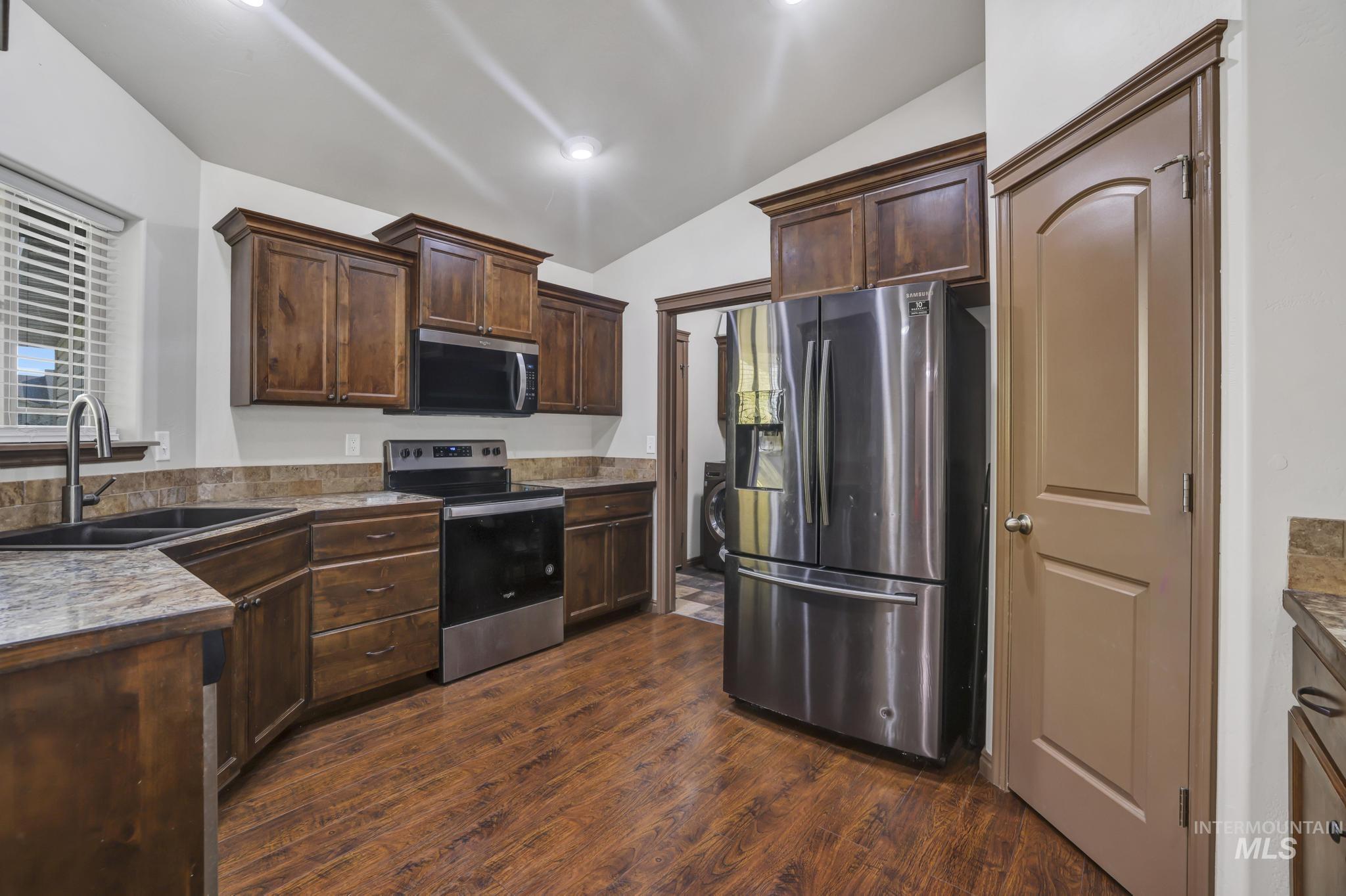 420 Pheasant Rd W, Twin Falls, Idaho 83301, 3 Bedrooms, 2 Bathrooms, Residential For Sale, Price $360,000,MLS 98996859