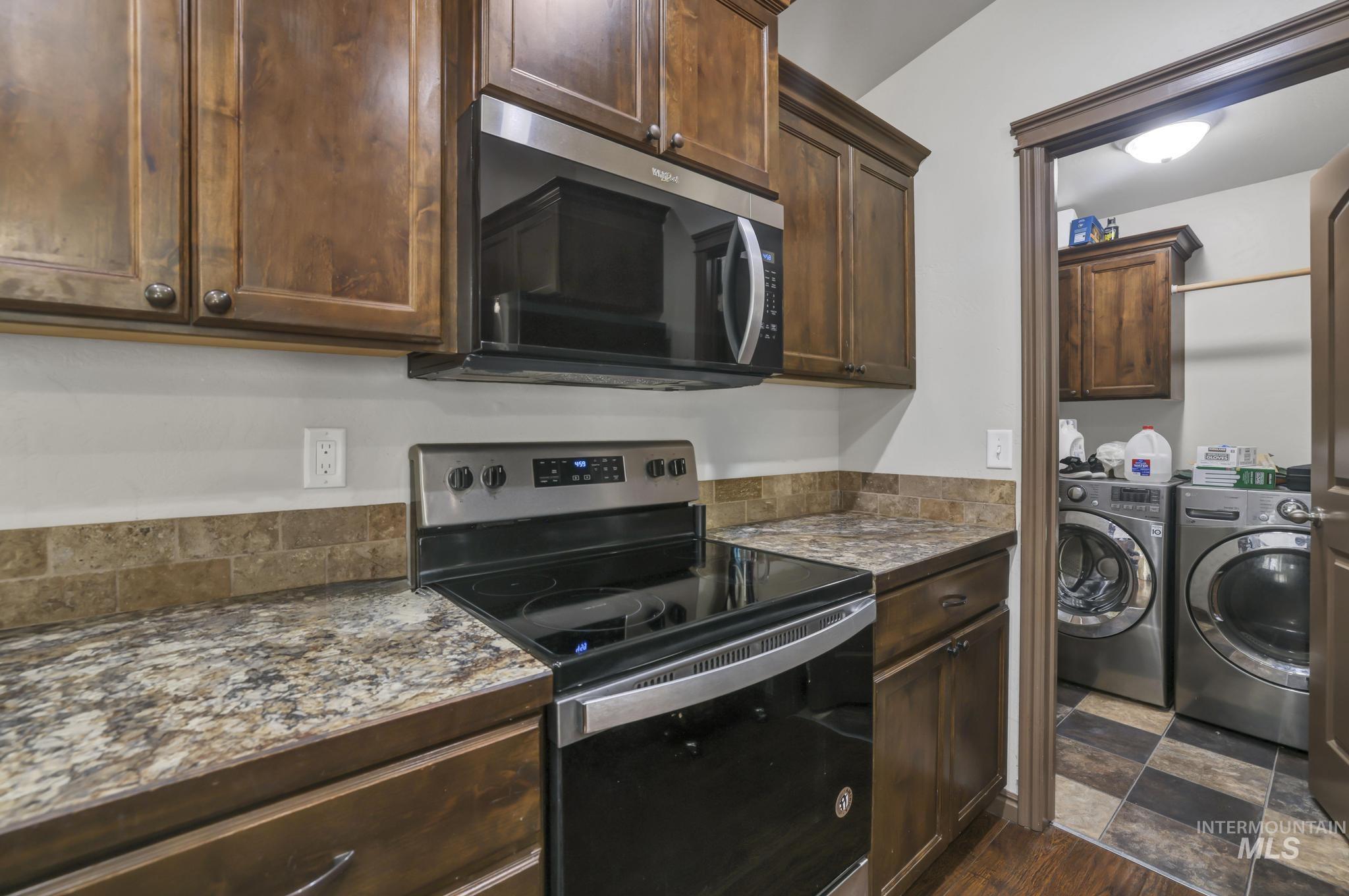 420 Pheasant Rd W, Twin Falls, Idaho 83301, 3 Bedrooms, 2 Bathrooms, Residential For Sale, Price $360,000,MLS 98996859