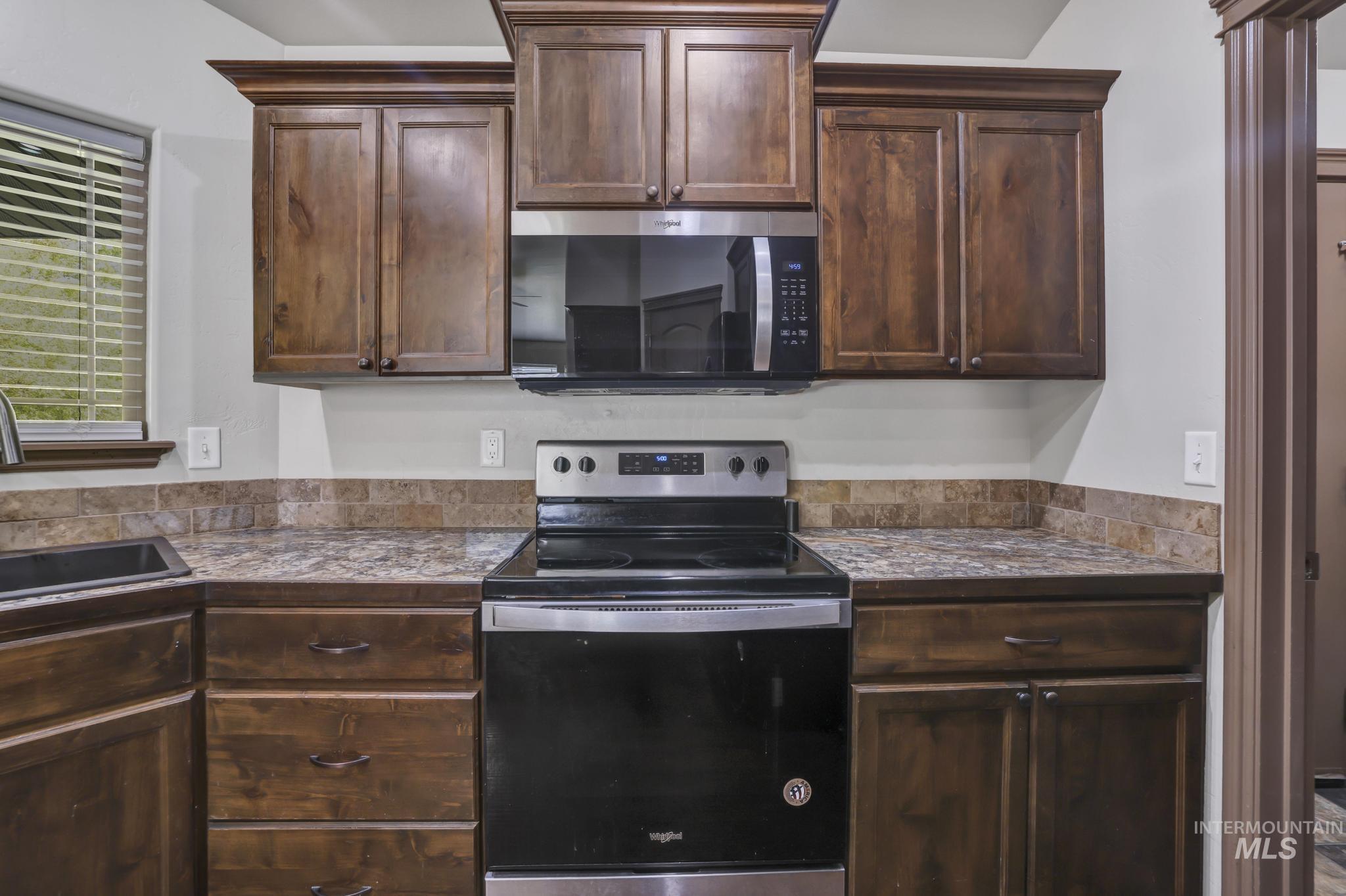 420 Pheasant Rd W, Twin Falls, Idaho 83301, 3 Bedrooms, 2 Bathrooms, Residential For Sale, Price $360,000,MLS 98996859