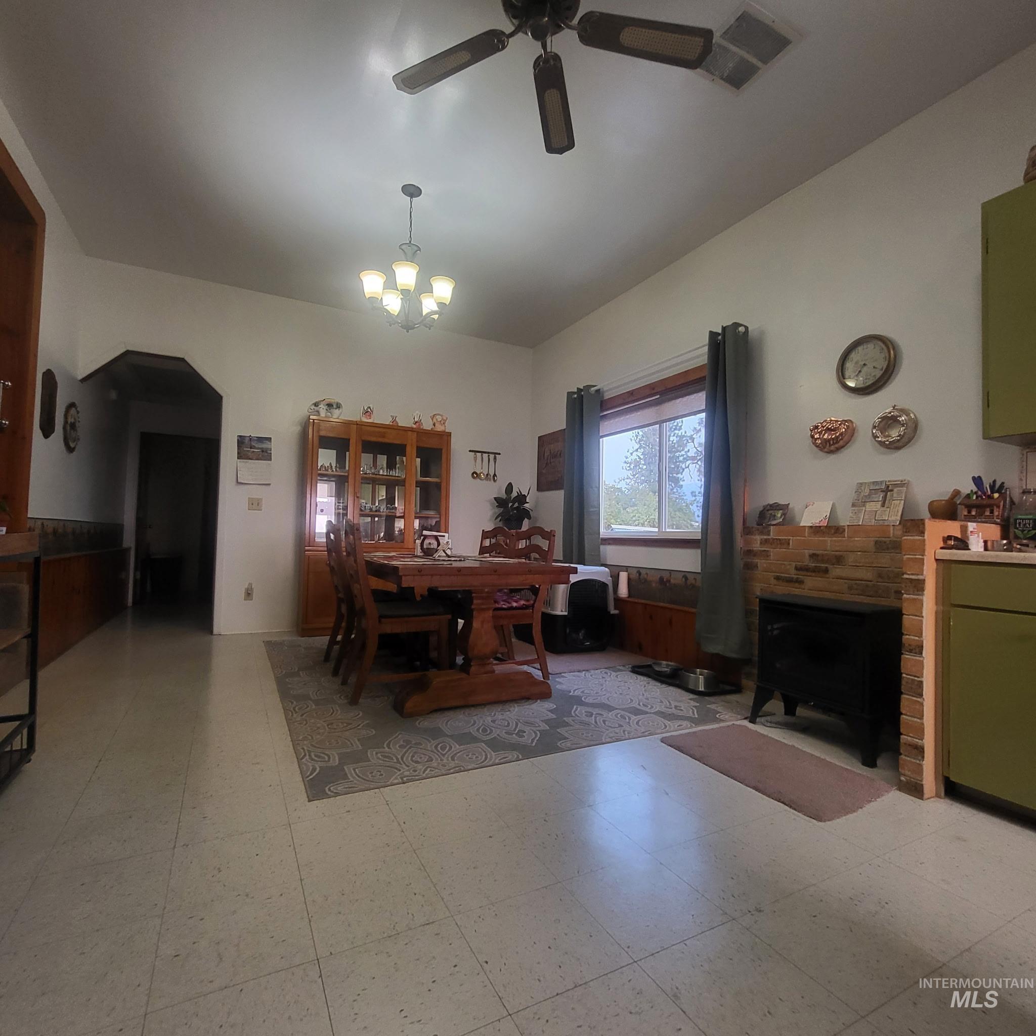 680 Pleasant Valley Road, Clearwater, Idaho 83552, 3 Bedrooms, 1 Bathroom, Residential For Sale, Price $489,000,MLS 98996864