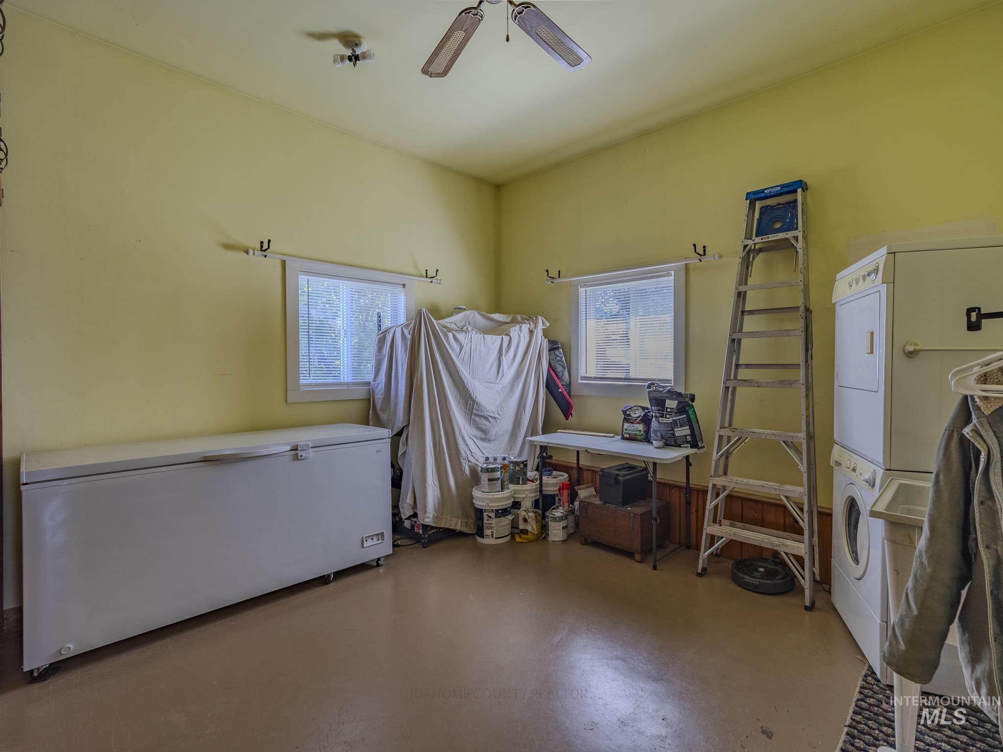 680 Pleasant Valley Road, Clearwater, Idaho 83552, 3 Bedrooms, 1 Bathroom, Residential For Sale, Price $489,000,MLS 98996864