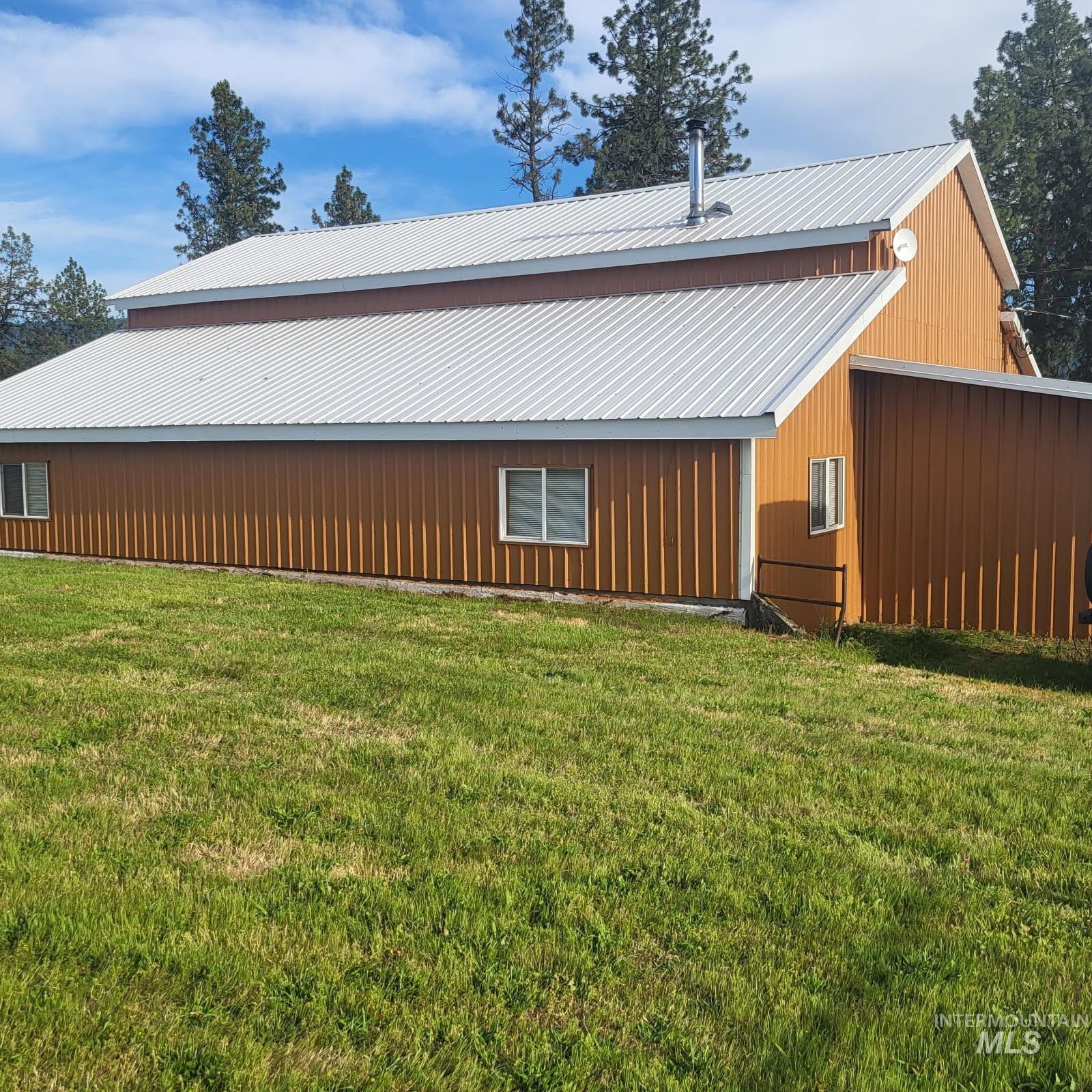 680 Pleasant Valley Road, Clearwater, Idaho 83552, 3 Bedrooms, 1 Bathroom, Residential For Sale, Price $489,000,MLS 98996864