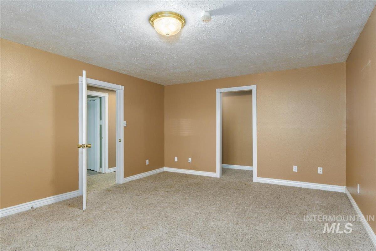 1398 Santa Anita Ave, Pocatello, Idaho 83201, 5 Bedrooms, 3 Bathrooms, Residential For Sale, Price $345,000,MLS 98996865